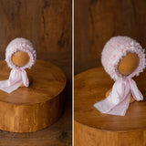 Bouclé Newborn Bonnet with Pearls and Ribbon Ties – Baby Photoshoot Hat