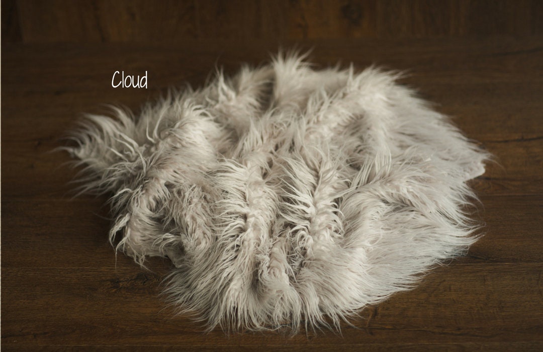 Newborn Flokati Faux Fur Rug, Newborn Photography Props, Basket Stuffer, Curly Fur Rug for Newborn Photoshoot, Flokati Rug Photo Prop