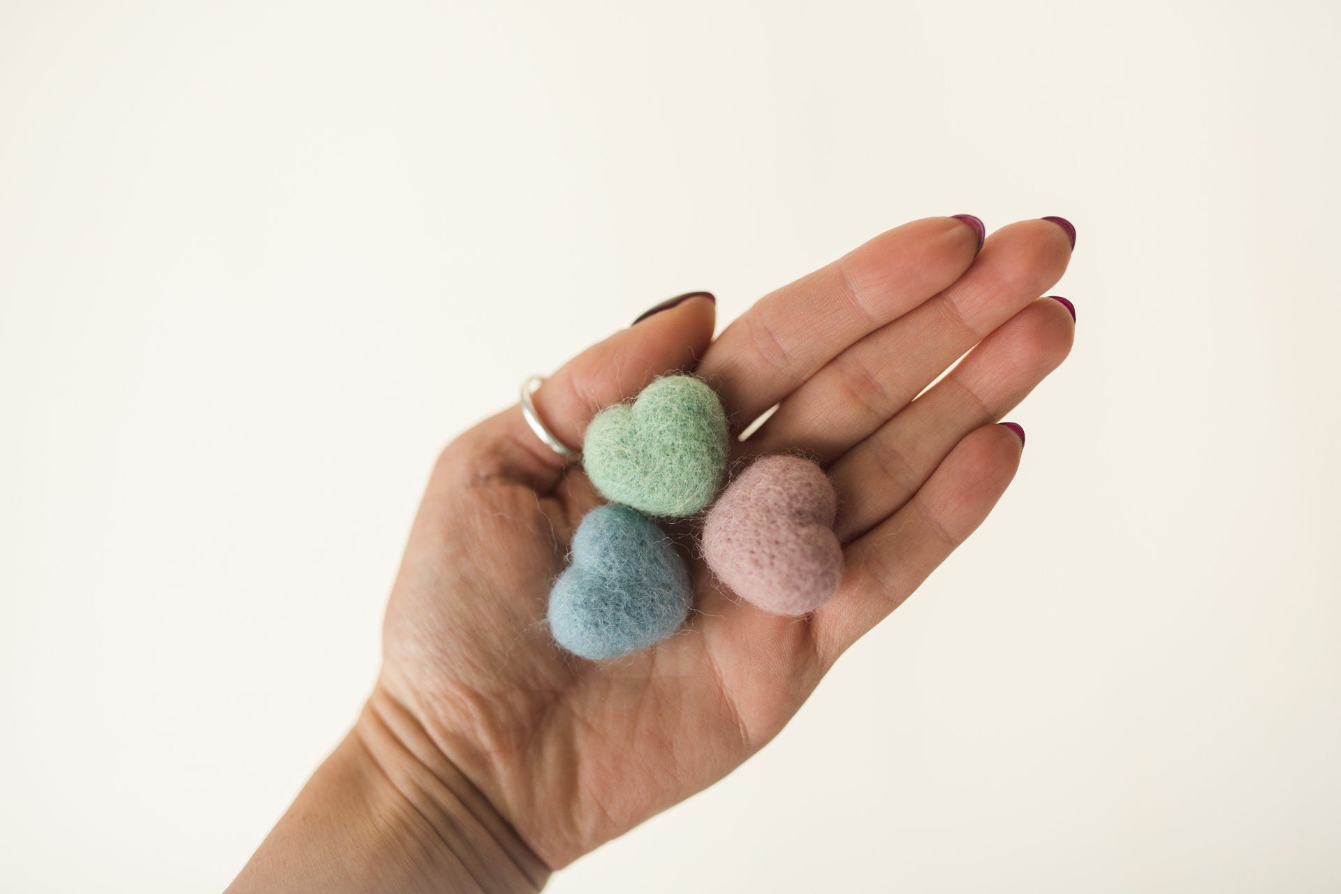 Newborn Felted Hearts Set, Newborn Valentine's heart props, Newborn photography props, Newborn felted prop, Merino wool Heart Baby props