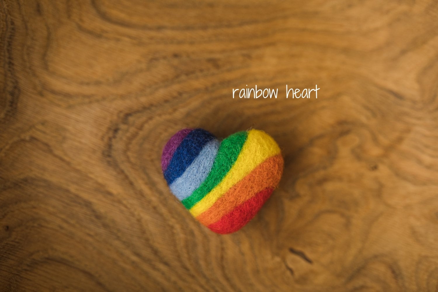 Newborn Rainbow Felted Heart Set, Newborn photography props, Newborn Rainbow photo props,Newborn felted prop,Baby Rainbow Felted Wool Hearts