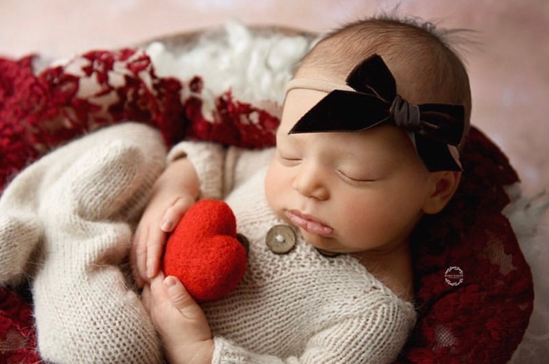 Newborn Rainbow Felted Heart Set, Newborn photography props, Newborn Rainbow photo props,Newborn felted prop,Baby Rainbow Felted Wool Hearts