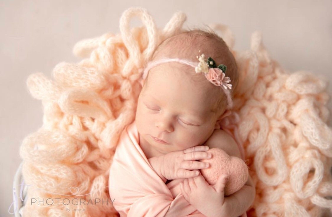 Knitted Wool Newborn Chunky Blanket, Newborn Knit Blanket, Newborn photography props, Newborn props for photography, Crochet Layer Blanket