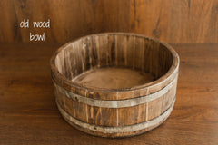 Vintage-style pine wood bowl and bucket – newborn photo session accessory