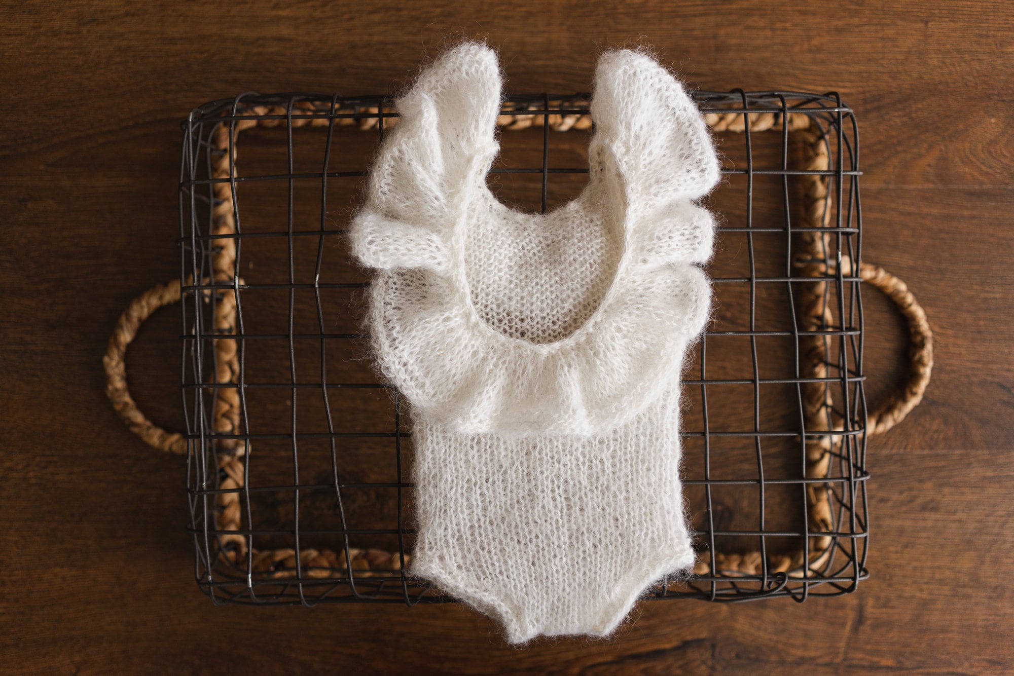 Newborn Frill Romper, Newborn Knitted Romper Girl, Newborn Knitted Outfit Girl, Newborn Photography props, Newborn Girl Coming Home Outfit