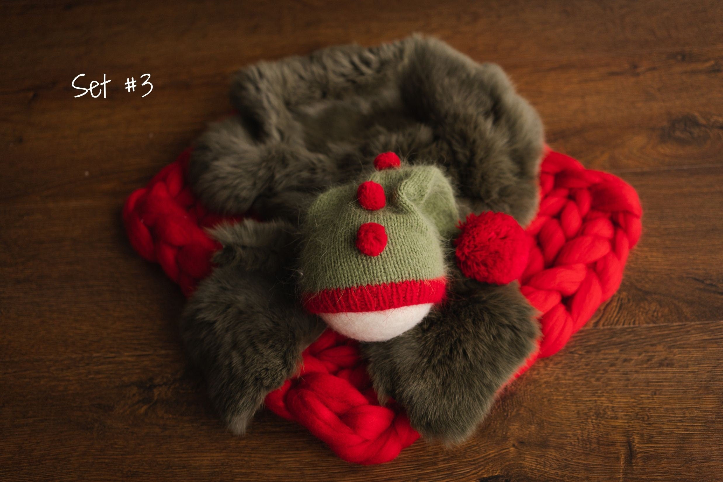 Newborn Christmas Photo Prop Set, Newborn New Year Set, Newborn Photography Prop Set, Newborn Merino wool blanket, Newborn Santa Claus Hat