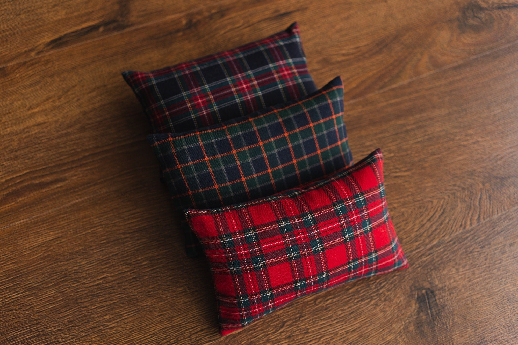 Newborn Plaid Photo Pillow, Newborn Posing Pillow, Newborn Christmas Pillow, Newborn Photography props, Christmas Newborn Photo Props