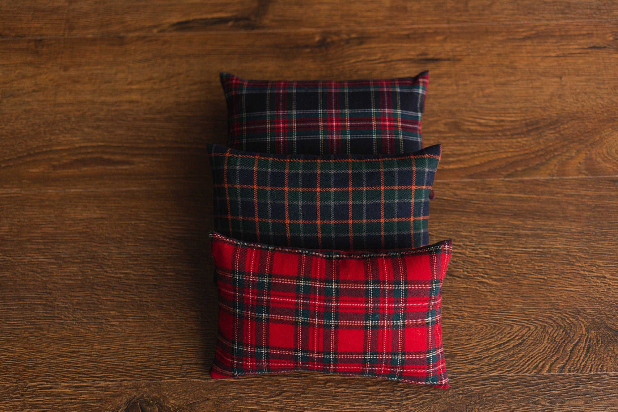 Newborn Plaid Photo Pillow, Newborn Posing Pillow, Newborn Christmas Pillow, Newborn Photography props, Christmas Newborn Photo Props