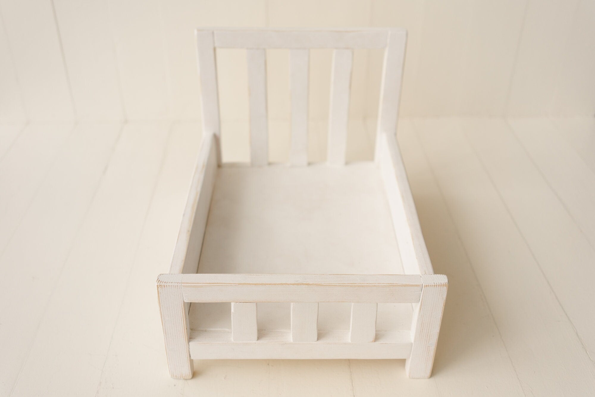 Newborn Photography Bed, Real Wood Newborn Bed Prop, Newborn Photography Props, Newborn Wooden Bed, Newborn Photo Prop, Newborn Chair Prop