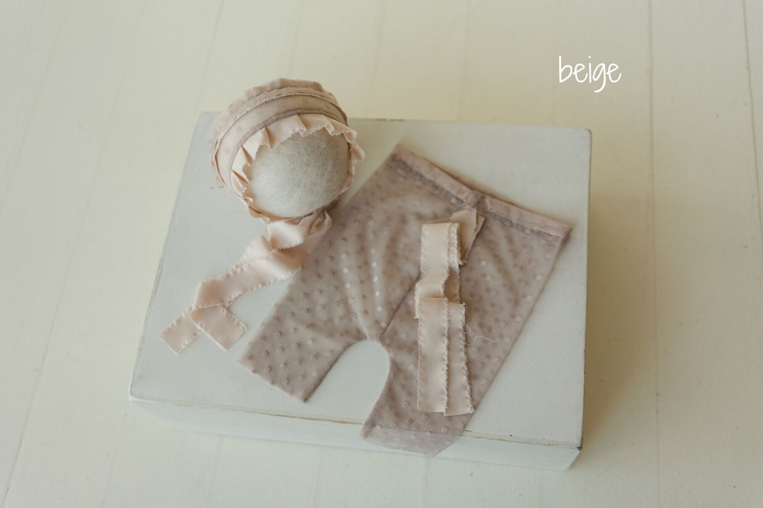 Newborn Lace Outfit, Newborn Lace Bonnet, Newborn Girl Outfit, Newborn Photography Props, Newborn Girl Coming Home Outfit, Baby Girl Photo