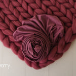 Soft stretchy newborn posing fabric wrap – photo prop for baby sessions