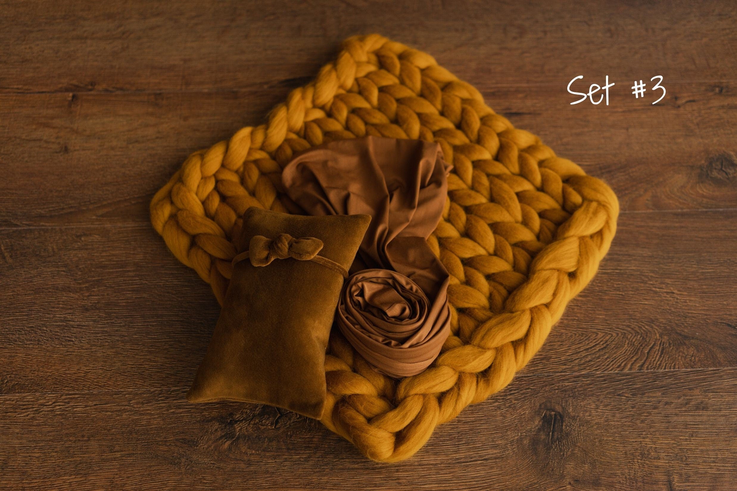 Newborn Photo Props Set, Newborn Merino Wool Blanket, Newborn Posing Pillow, Newborn Photography Props, Newborn Posing Fabric Wrap