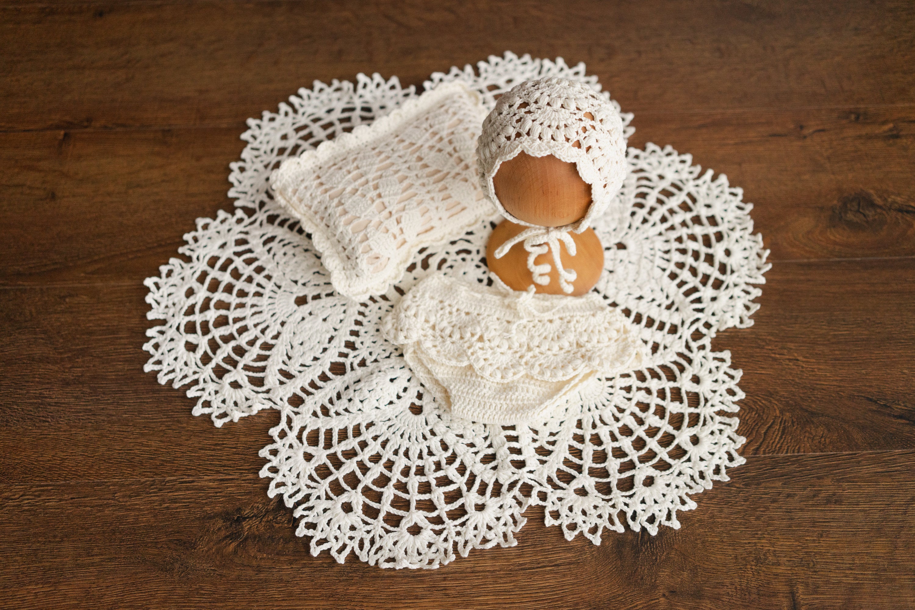 Crochet Newborn Outfit Girl Photography Props Set, Newborn Knitted Blanket, Newborn Posing Pillow, Newborn Crochet Layer,Baby Crochet Pillow