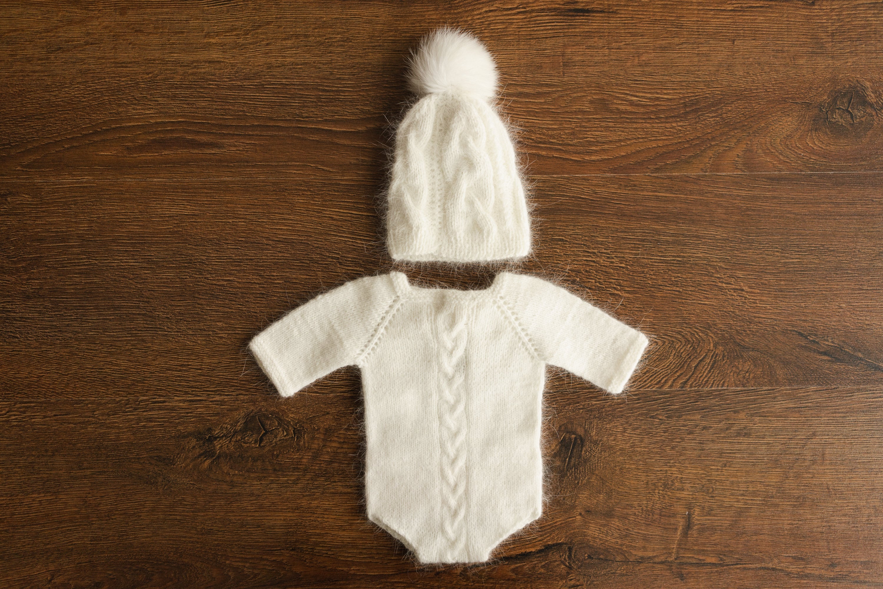 Newborn Cable Knitted Outfit, Newborn Coming Home Outfit,Newborn Cable Knit Hat,Newborn Knitted Outfit,Newborn Photography Props,Pom Pom Hat