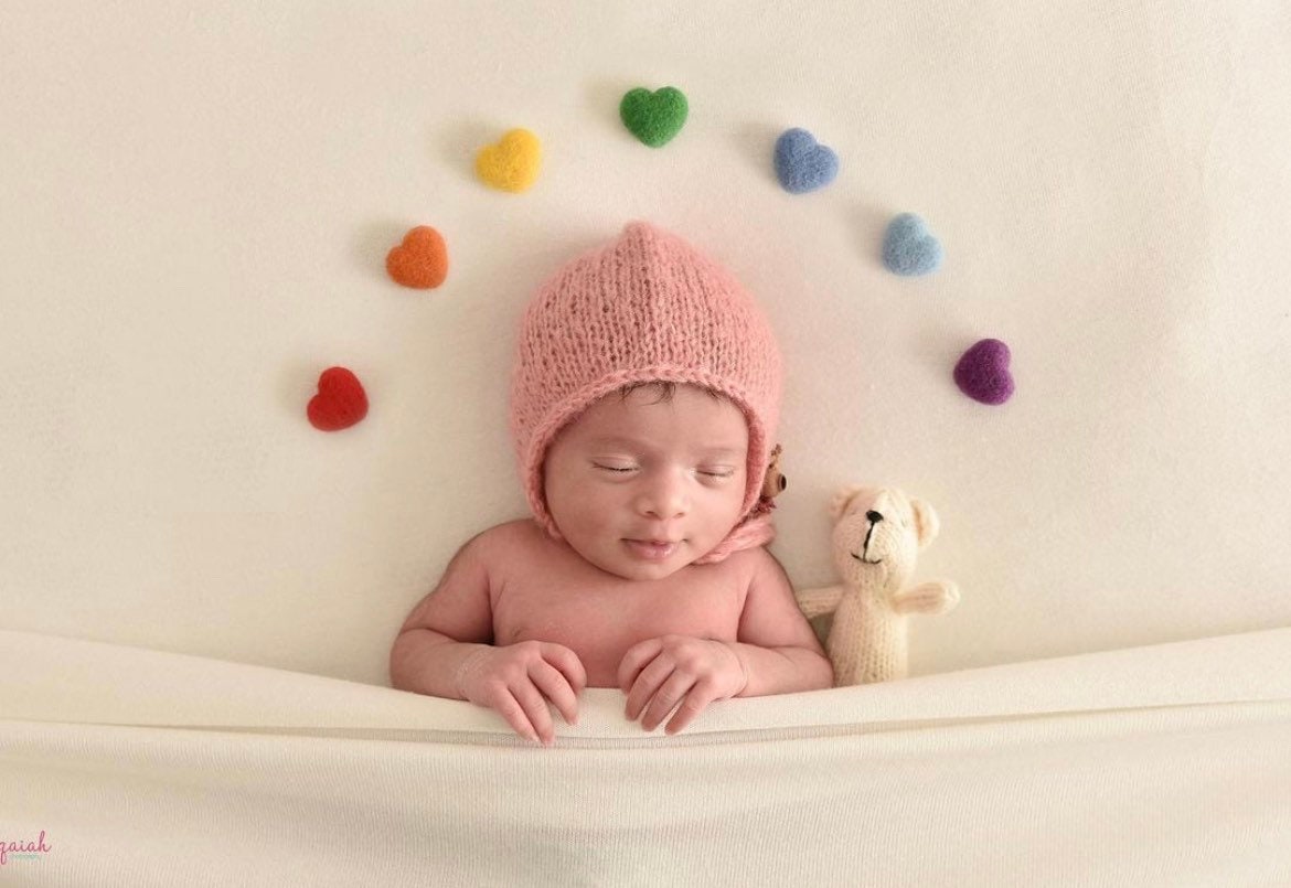 Newborn Felted Hearts Set, Newborn Valentine's heart props, Newborn photography props, Newborn felted prop, Merino wool Heart Baby props