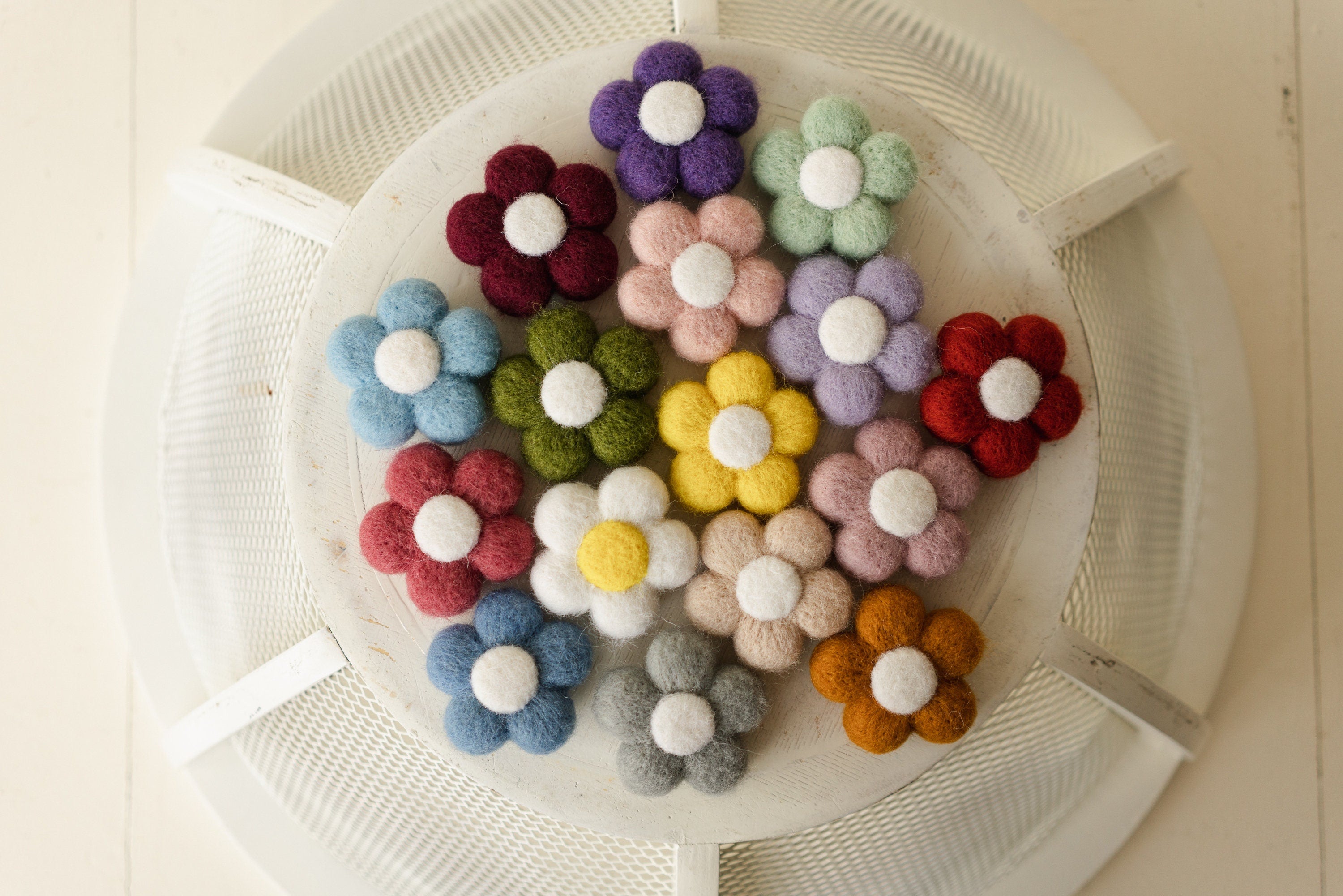 Newborn Felted Flower Photo Toy, Needle Felted Mini Flowers, Newborn Felted Props for Girl, Newborn Photography Props, Felt Flower Decor