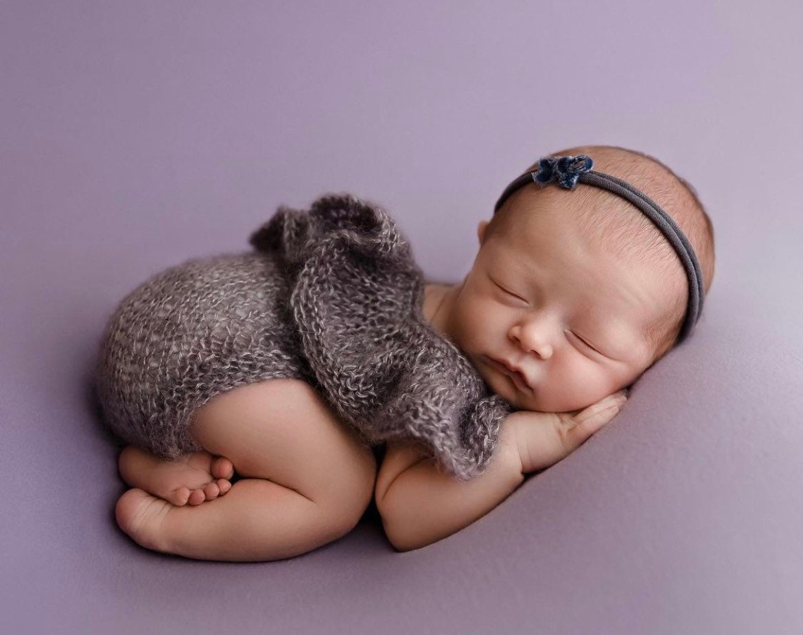 Newborn Frill Romper, Newborn Knitted Romper Girl, Newborn Knitted Outfit Girl, Newborn Photography props, Newborn Girl Coming Home Outfit