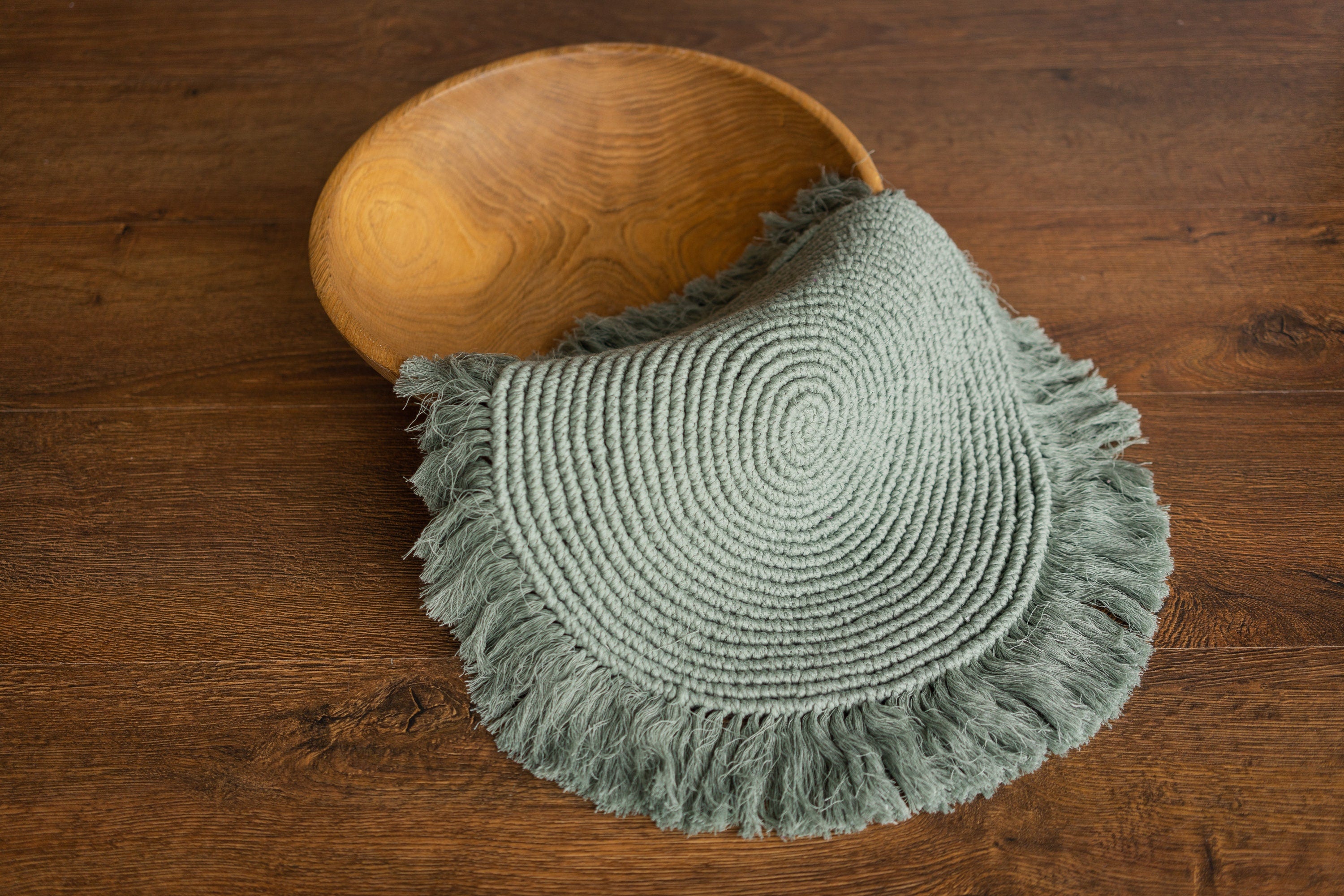 Sage Newborn Photography Props Set, Newborn Round Macrame Rug, Newborn Knitted Wrap and Bonnet, Newborn Fur Rug, Newborn Knitted Bonnet