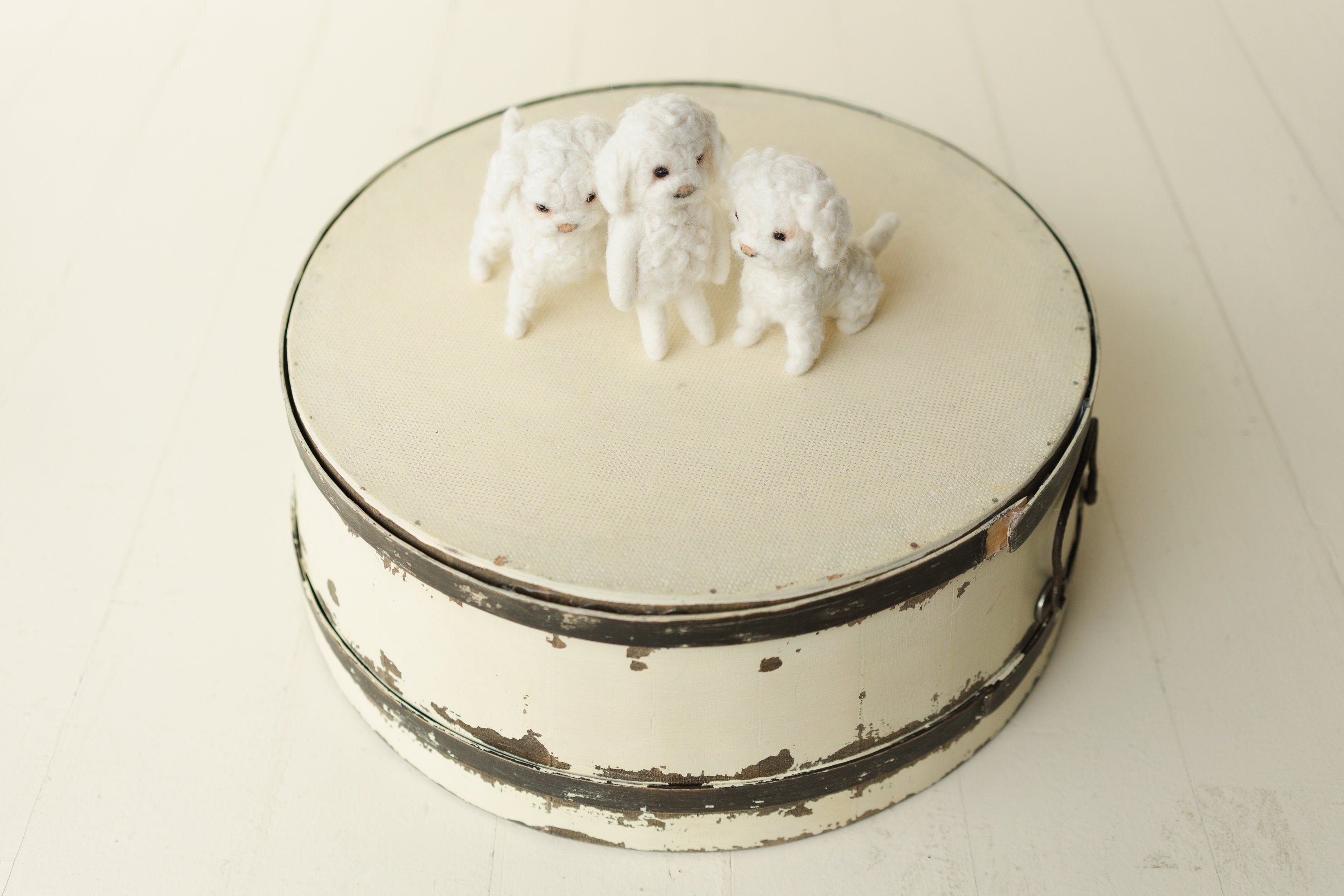 Small Felted Dog Toy for Photography, Custom Pet Figure, Felted Animals Toy,Felt Stuffed Dog, Puppy First Birthday,Newborn photography props