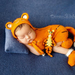 Tiger Newborn Knitted Outfit,Newborn Tiger Outfit,Newborn Photography props,Baby Tiger Costume,Newborn Felted Tiger Toy,Tiger Bonnet and Toy