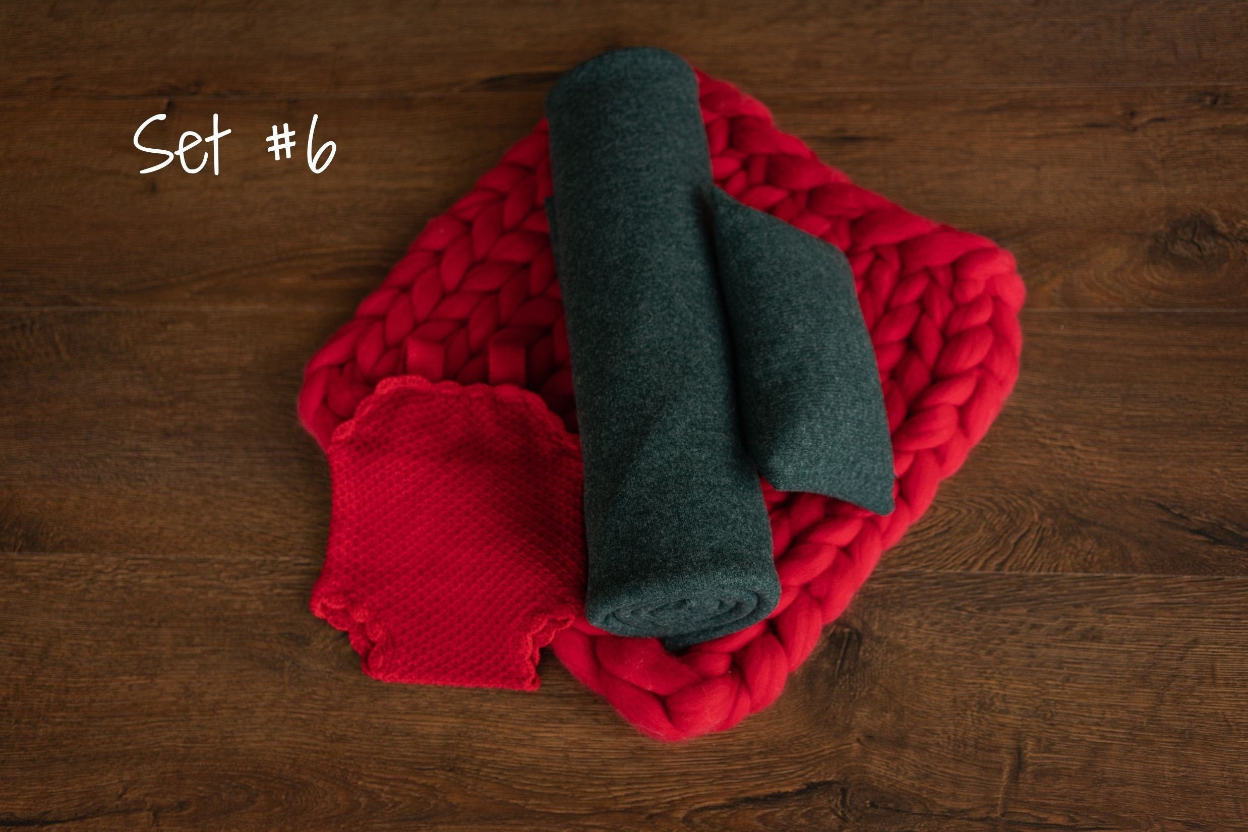 Christmas Newborn Photography Props, Newborn Merino Wool Blanket, Newborn Posing Pillow, Newborn Christmas Outfit, Newborn Fabric Backdrop