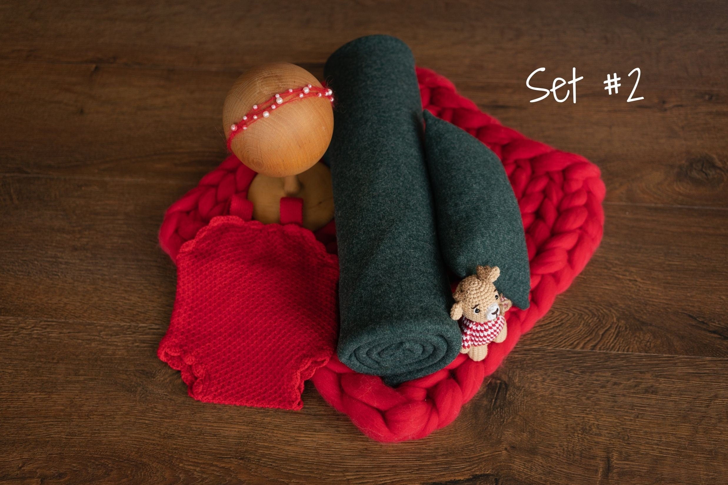 Christmas Newborn Photography Props, Newborn Merino Wool Blanket, Newborn Posing Pillow, Newborn Christmas Outfit, Newborn Fabric Backdrop