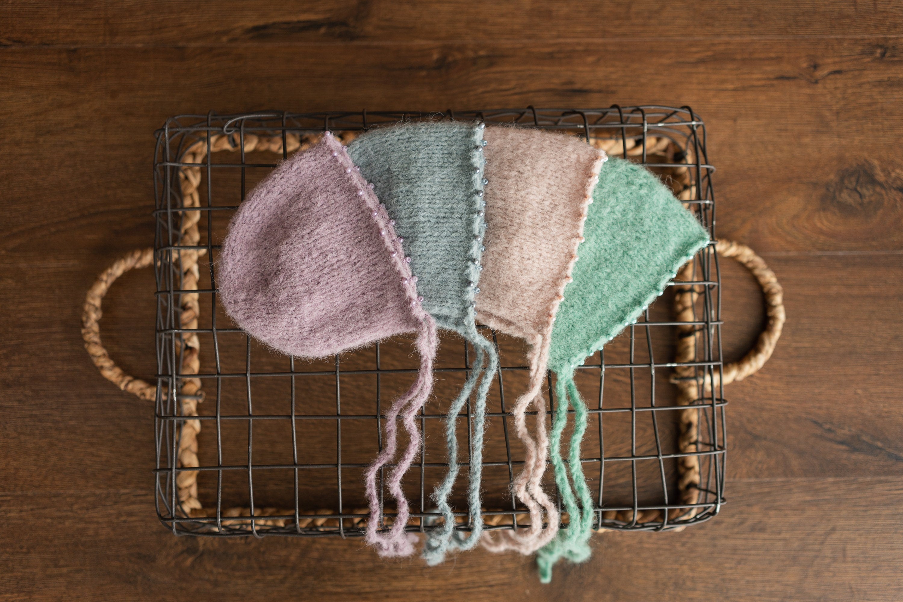 Newborn Knitted Bonnet with Pearl, Newborn Girl Bonnet, Newborn props set, Newborn Photography Props, Newborn girl coming home outfit