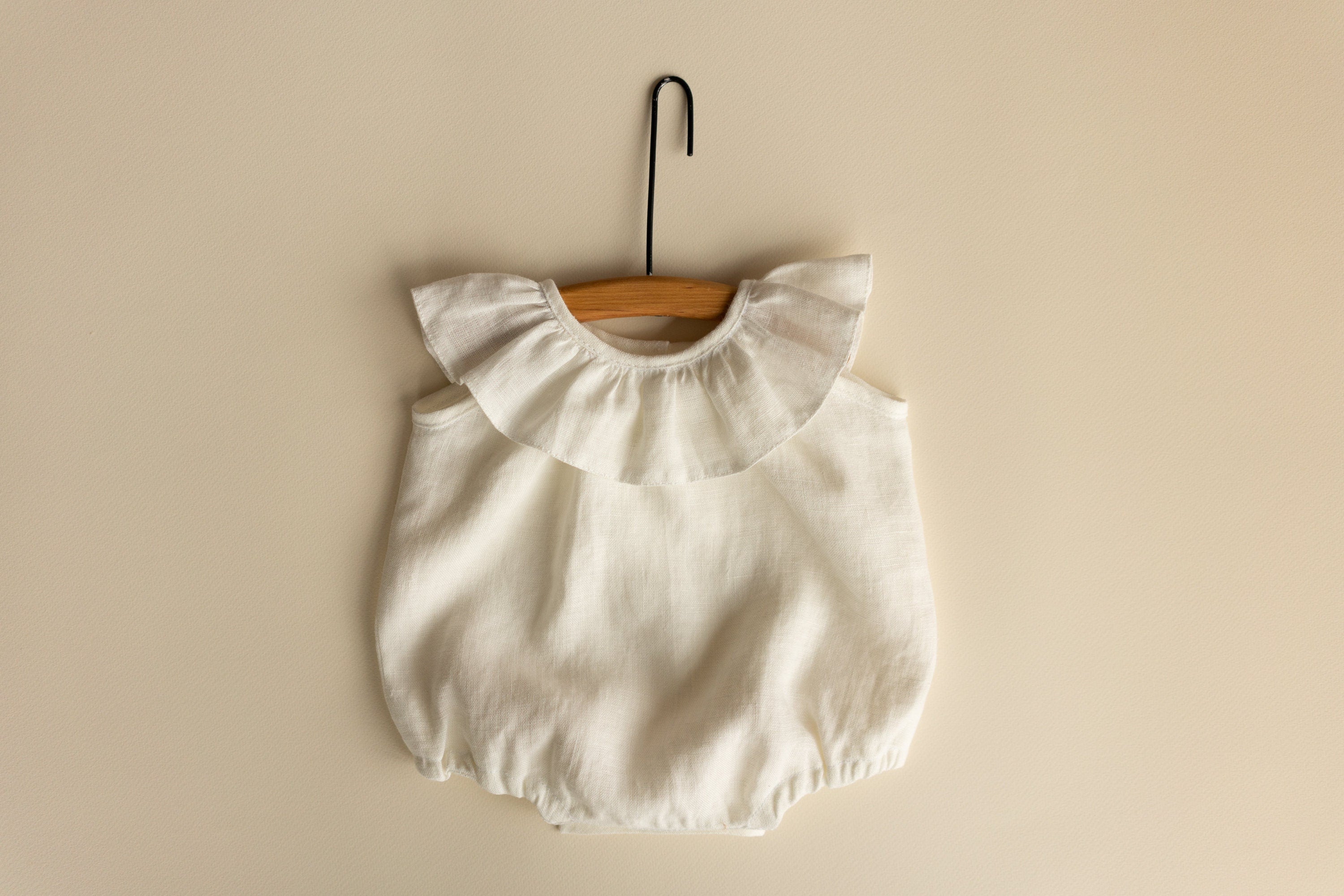 Baby Girl Linen Romper, Baby Linen Outfit for Girl, Girl Linen Boho Dress, Newborn Girl Coming Home outfit, Newborn Photography Outfit Girl