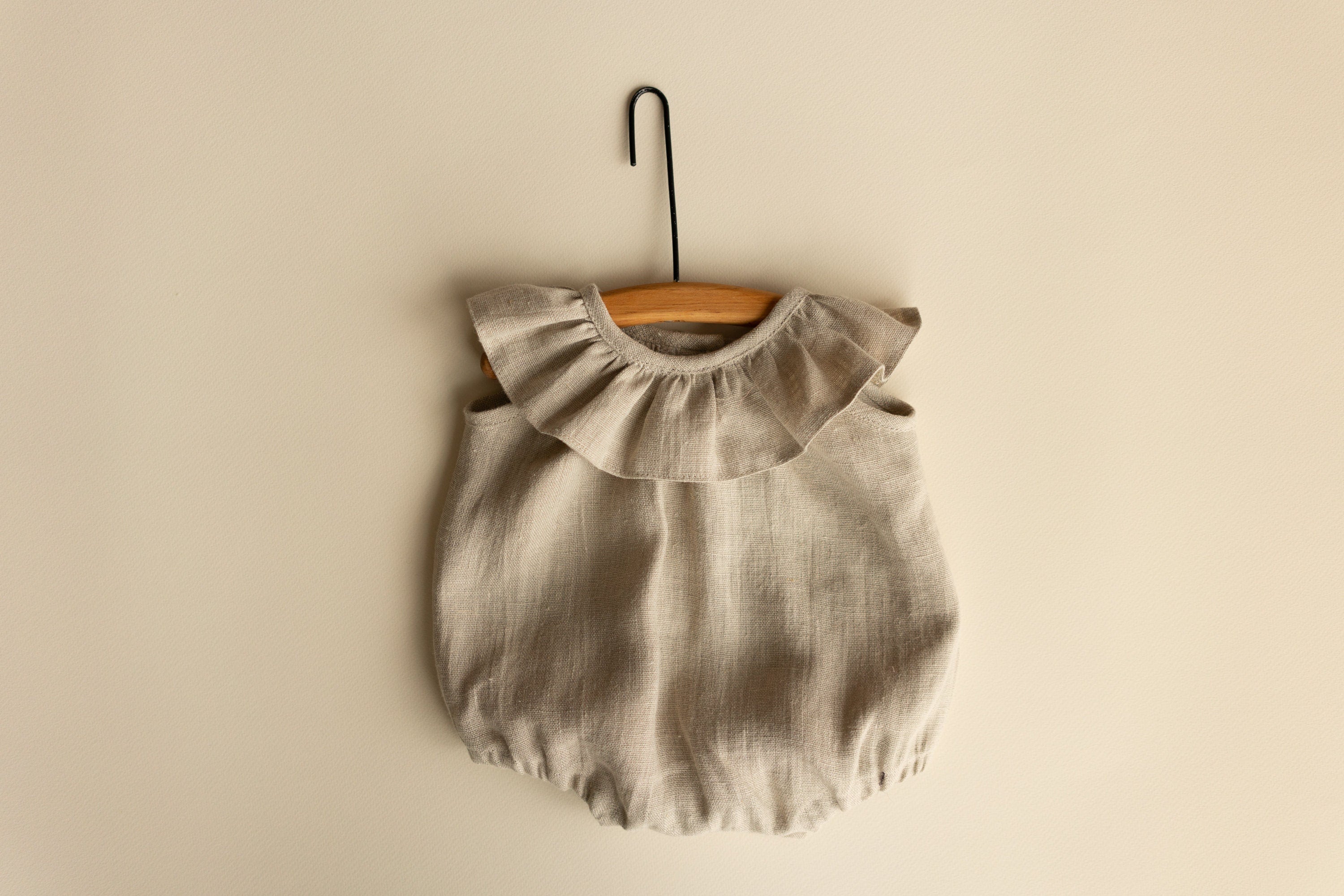 Baby Girl Linen Romper, Baby Linen Outfit for Girl, Girl Linen Boho Dress, Newborn Girl Coming Home outfit, Newborn Photography Outfit Girl