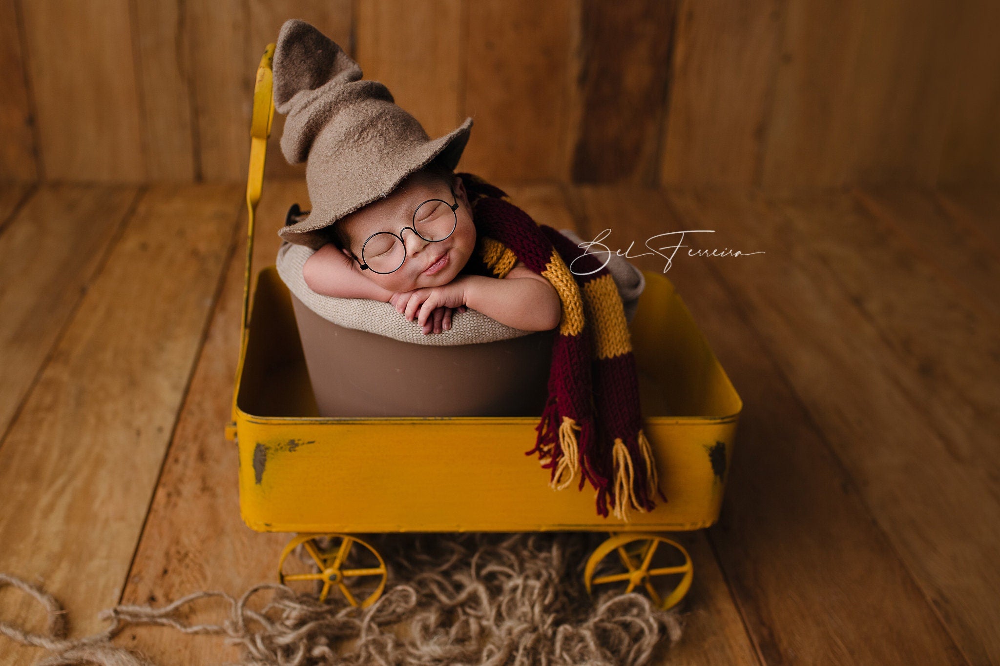 Newborn Wizard Outfit, Newborn Wizard Hat, Newborn Witch Hat, Newborn Felted Photo Prop, Newborn Photography Prop, Newborn Knitted Scarf