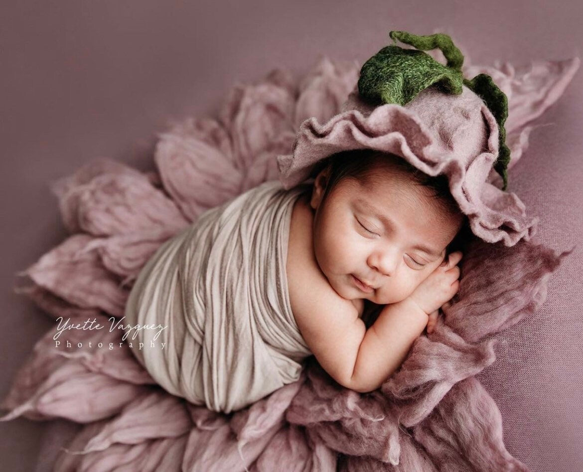 Baby Flower Felt Hat, Flower Newborn Merino Wool Felted Rug Set with Felted Hat for Girl, Newborn Photography props,Newborn Felted Props Set