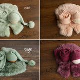 Newborn Knitted Wrap and Sleep Hat Set, Newborn Knit Sleep Hat with Pom Pom, Newborn Photography props, Newborn Wool Outfit, Newborn Fur Rug