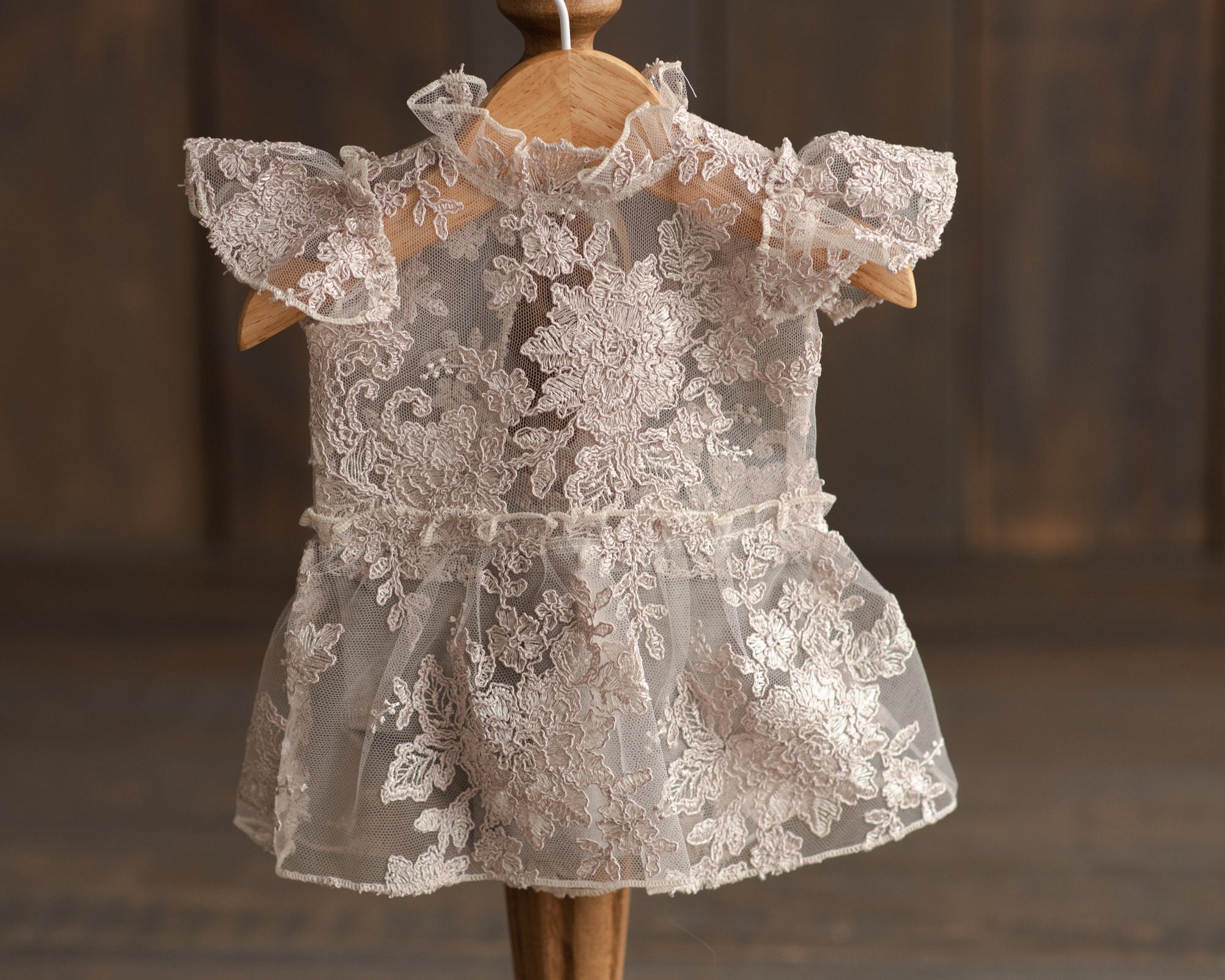 Newborn Lace Romper for Girl, Newborn Photography Props, Newborn Girl Romper, Newborn Coming Home Outfit for Girl, Rustic Baby Girl Romper