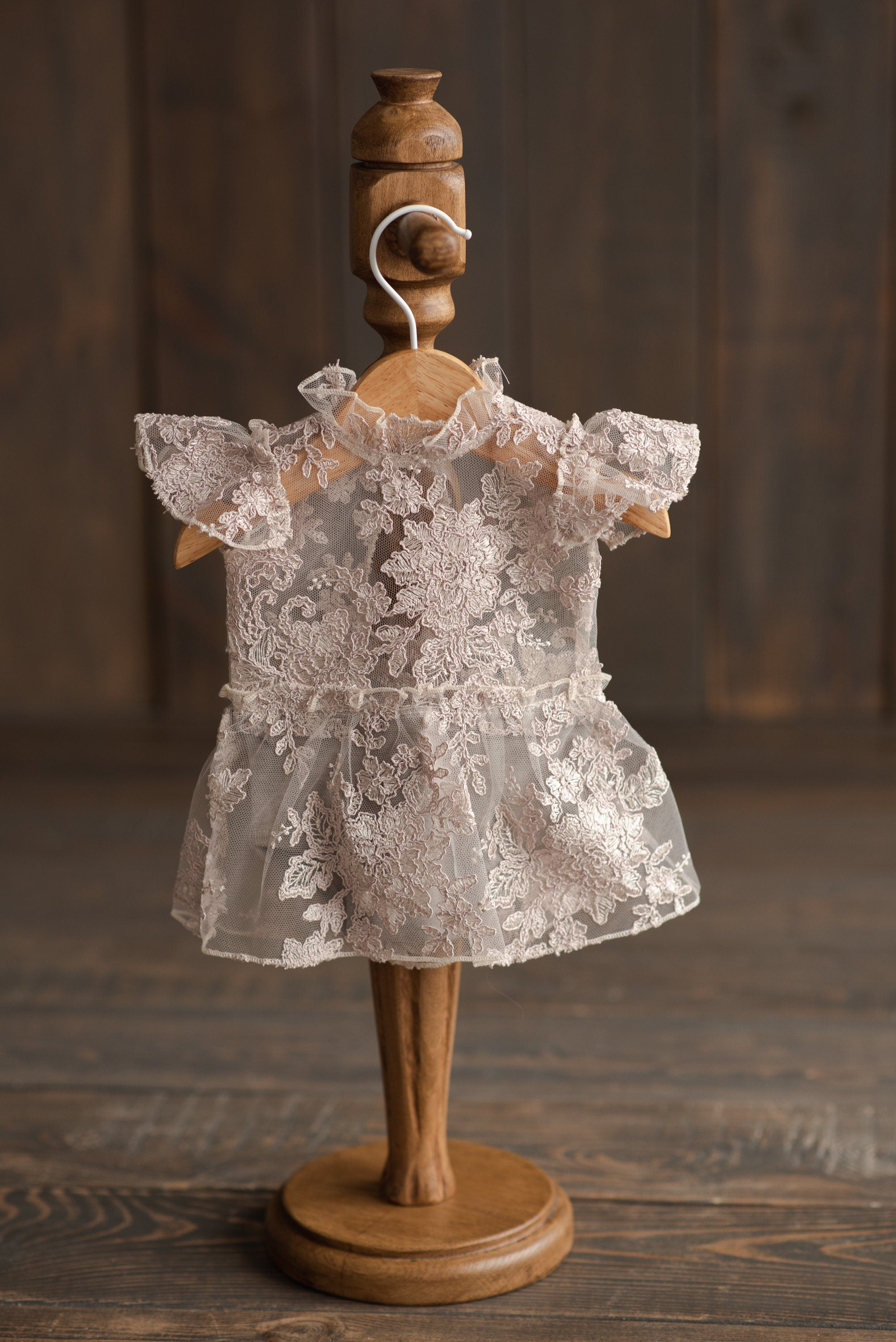 Newborn Lace Romper for Girl, Newborn Photography Props, Newborn Girl Romper, Newborn Coming Home Outfit for Girl, Rustic Baby Girl Romper