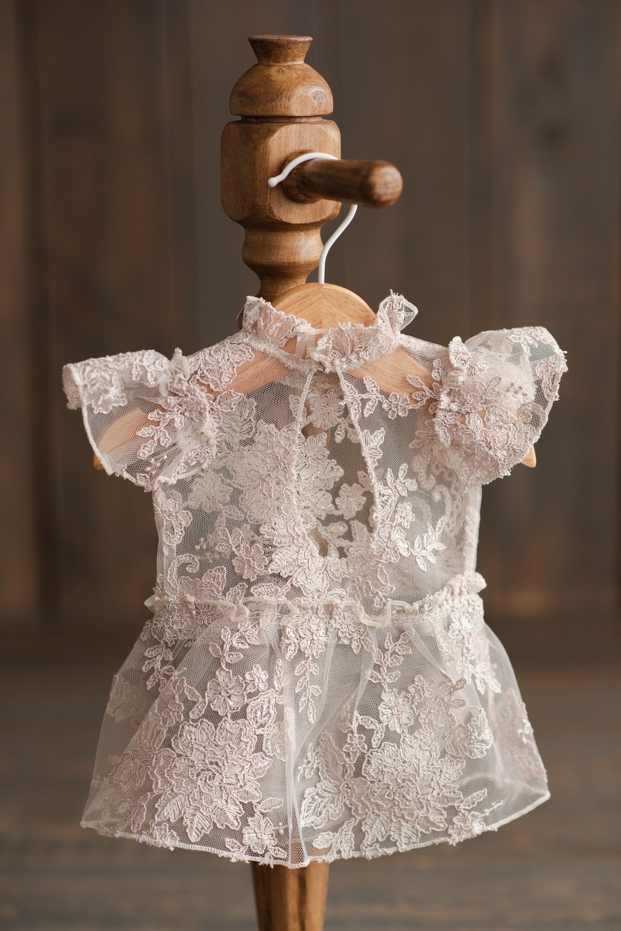 Newborn Lace Romper for Girl, Newborn Photography Props, Newborn Girl Romper, Newborn Coming Home Outfit for Girl, Rustic Baby Girl Romper