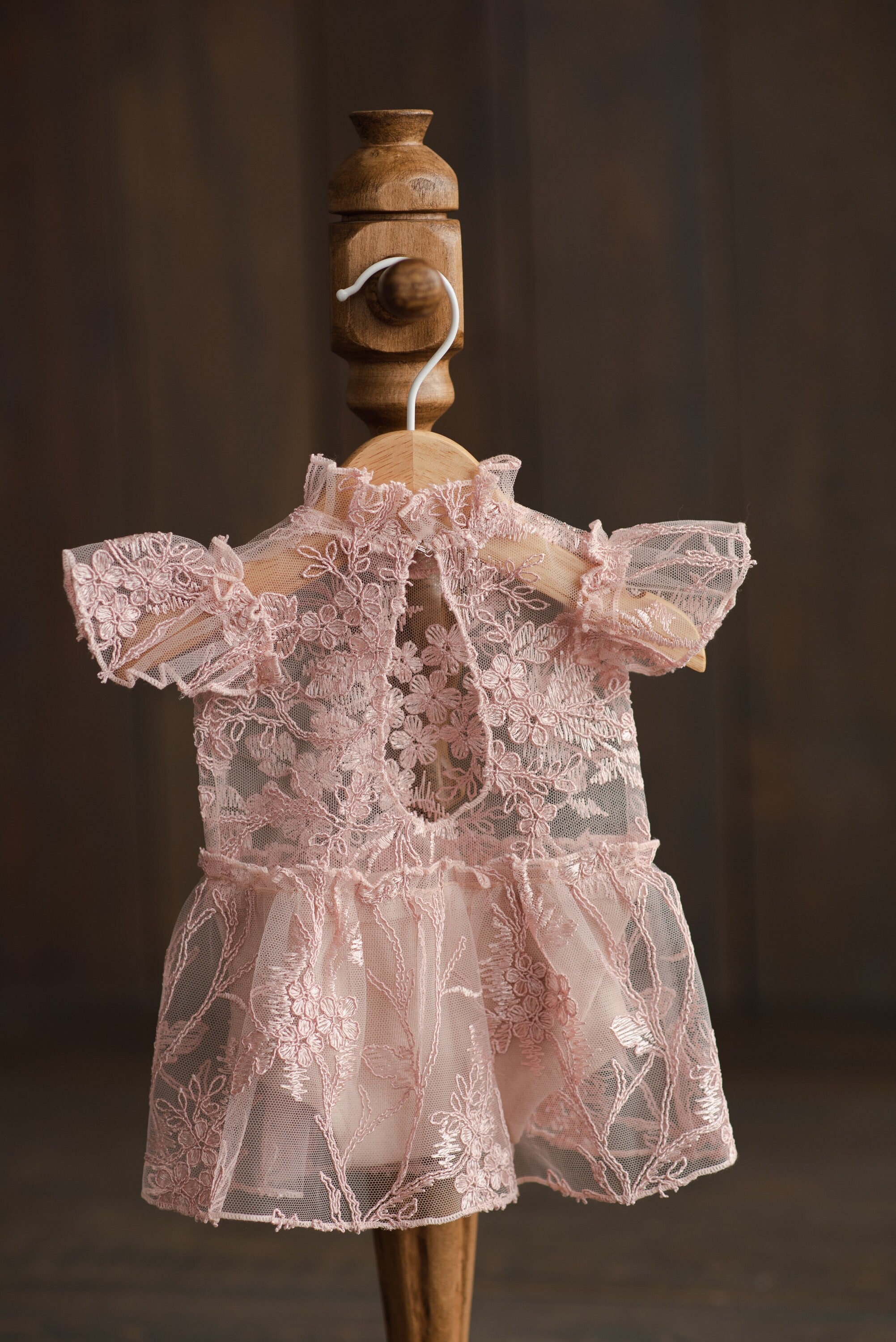 Newborn Lace Romper for Girl, Newborn Photography Props, Newborn Girl Romper, Newborn Coming Home Outfit for Girl, Rustic Baby Girl Romper