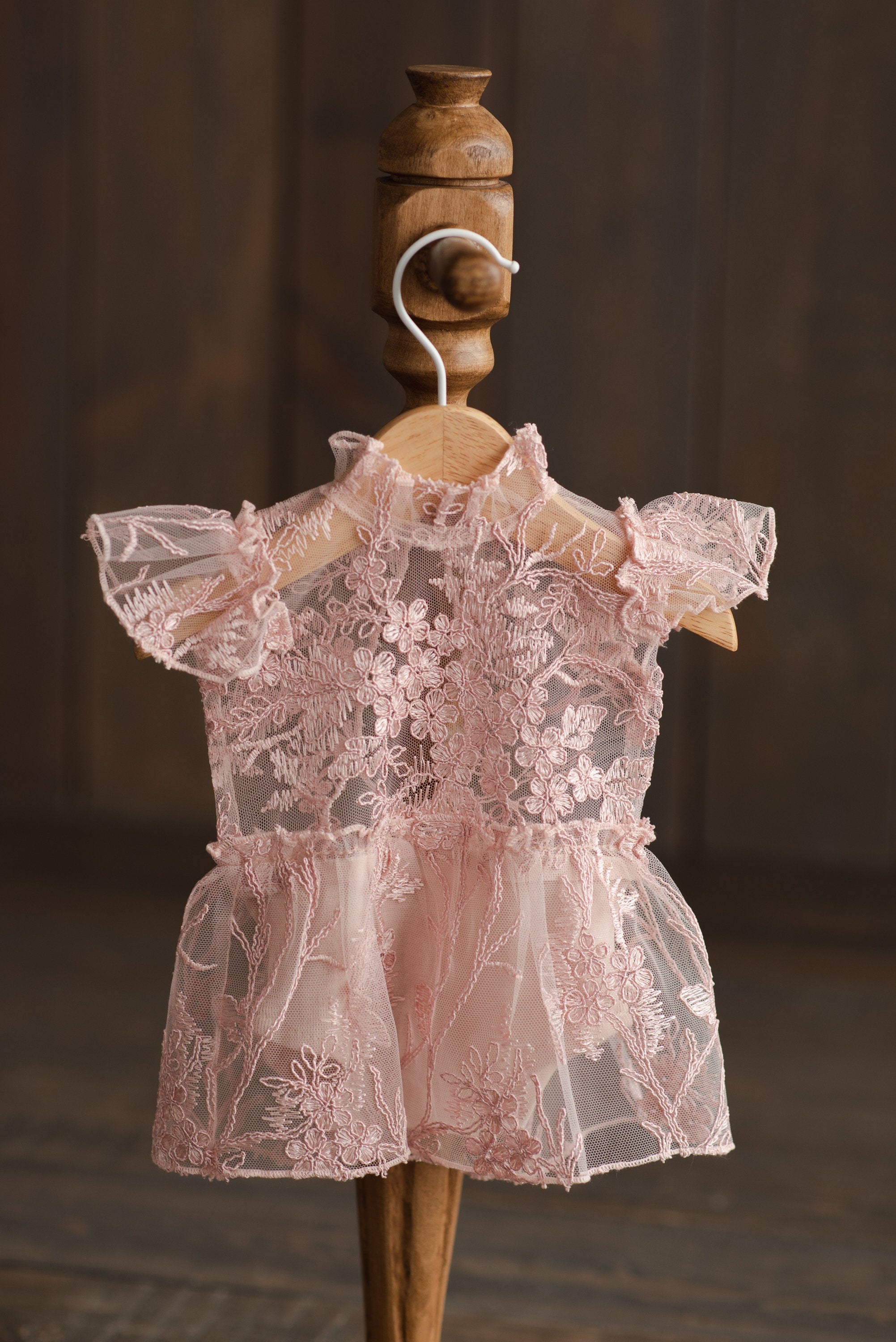 Newborn Lace Romper for Girl, Newborn Photography Props, Newborn Girl Romper, Newborn Coming Home Outfit for Girl, Rustic Baby Girl Romper
