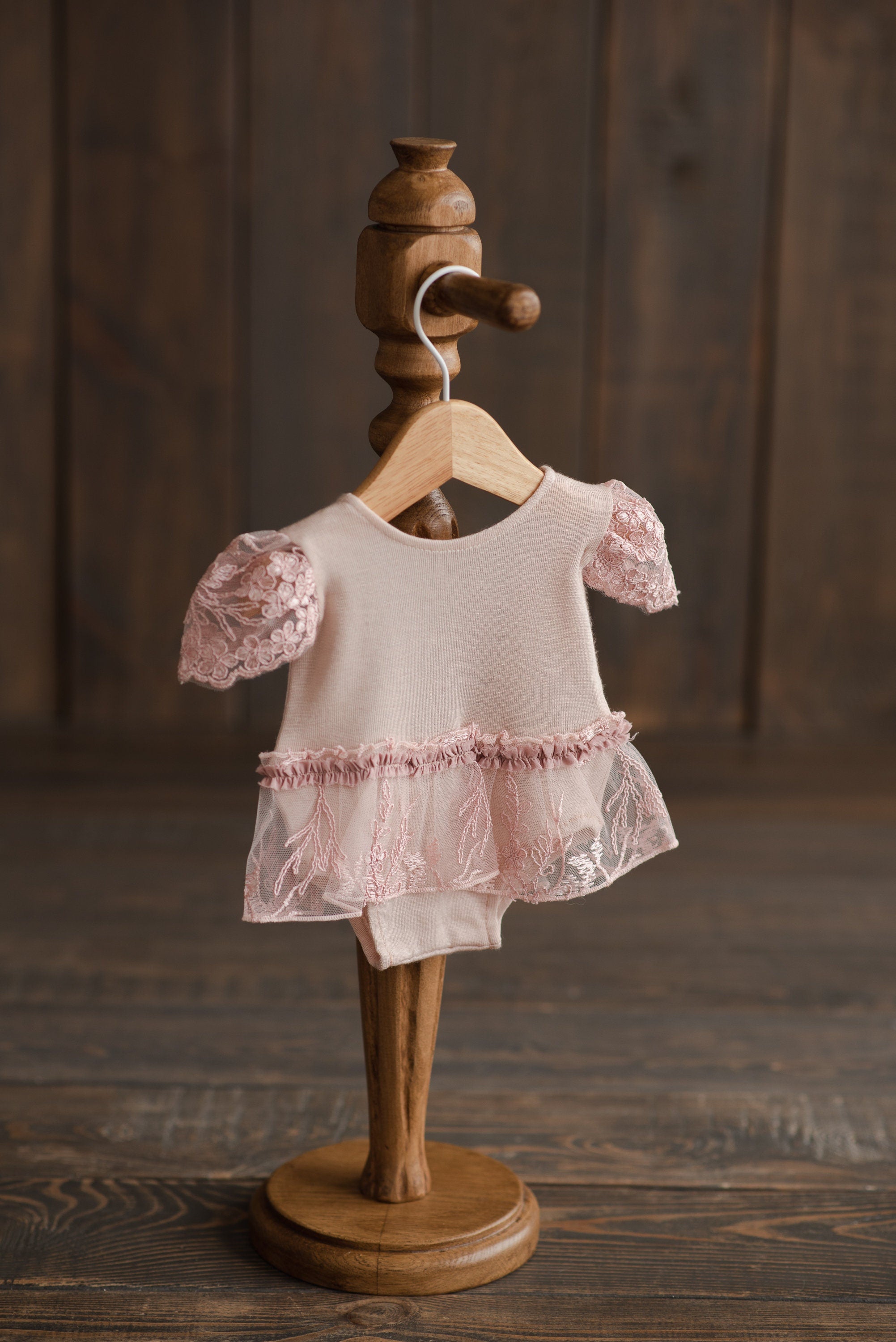 Newborn Romper for Girl, Girl Newborn Photography Props, Newborn Girl Romper, Newborn Coming Home Outfit for Girl, Rustic Baby Girl Romper