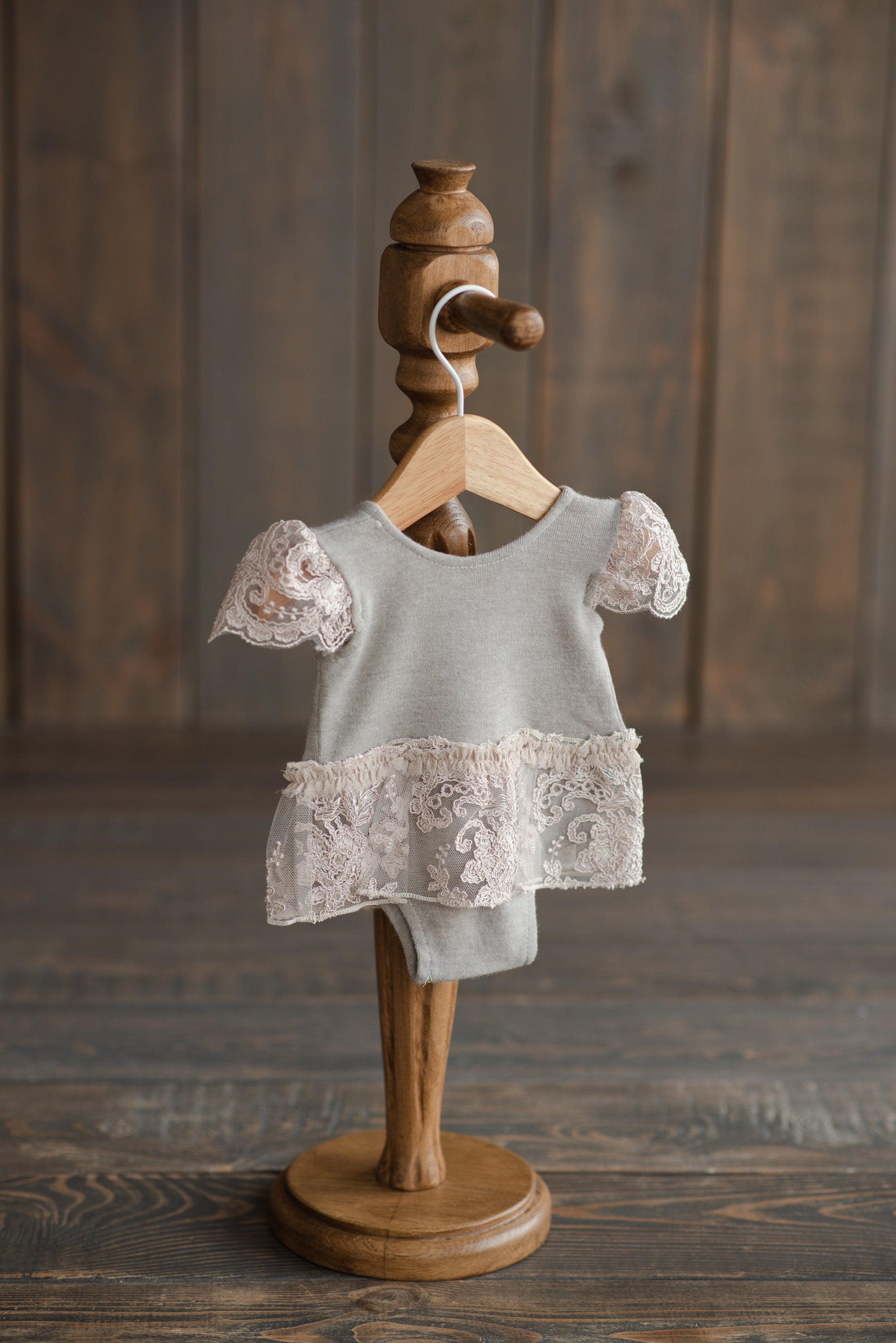 Newborn Romper for Girl, Girl Newborn Photography Props, Newborn Girl Romper, Newborn Coming Home Outfit for Girl, Rustic Baby Girl Romper