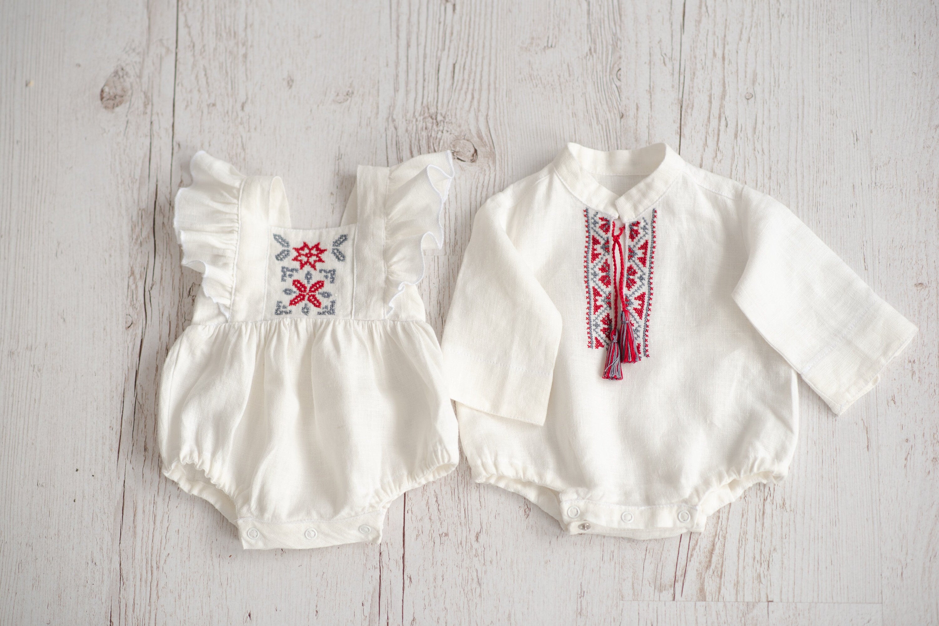 Newborn Ukrainian Vyshyvanka Dress, Newborn Linen Romper, Baby Embroidered Boho Romper, Newborn Coming Home outfit, Linen Baptism Romper