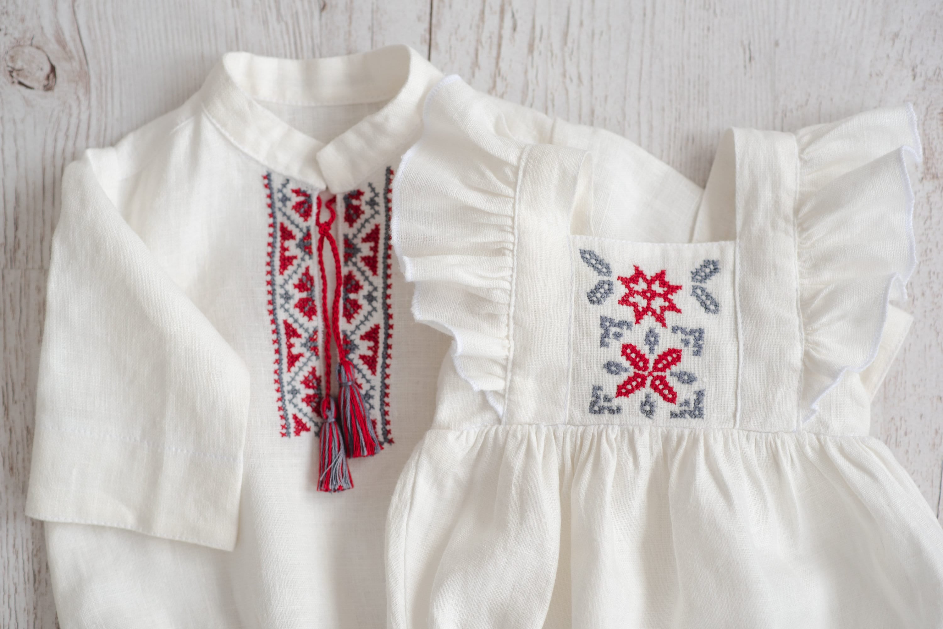 Newborn Ukrainian Vyshyvanka Dress, Newborn Linen Romper, Baby Embroidered Boho Romper, Newborn Coming Home outfit, Linen Baptism Romper