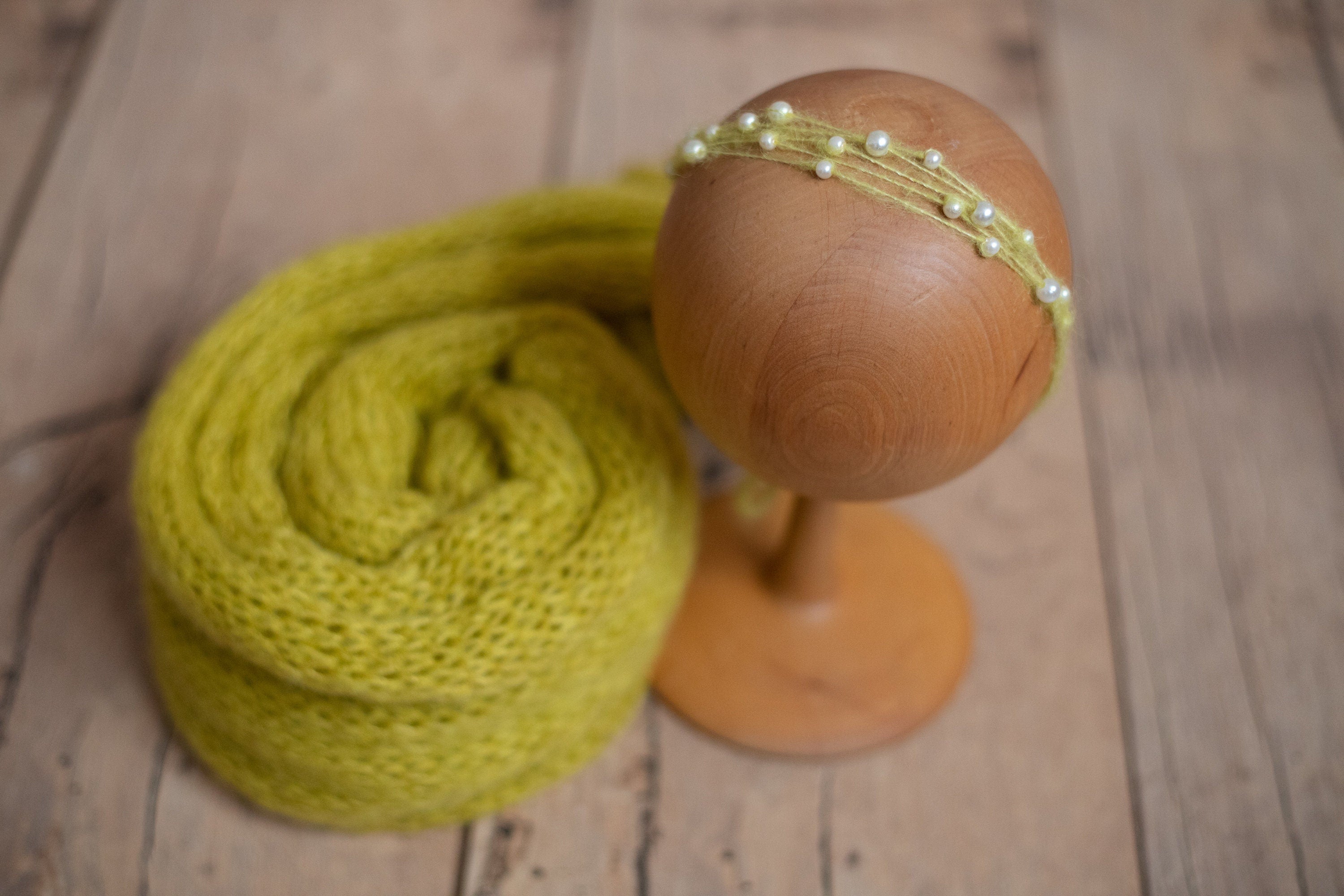 Newborn Beaded Headband Girl, Newborn Headband for Photography, Newborn Tieback, Newborn girl headband with pearl, Newborn photography prop