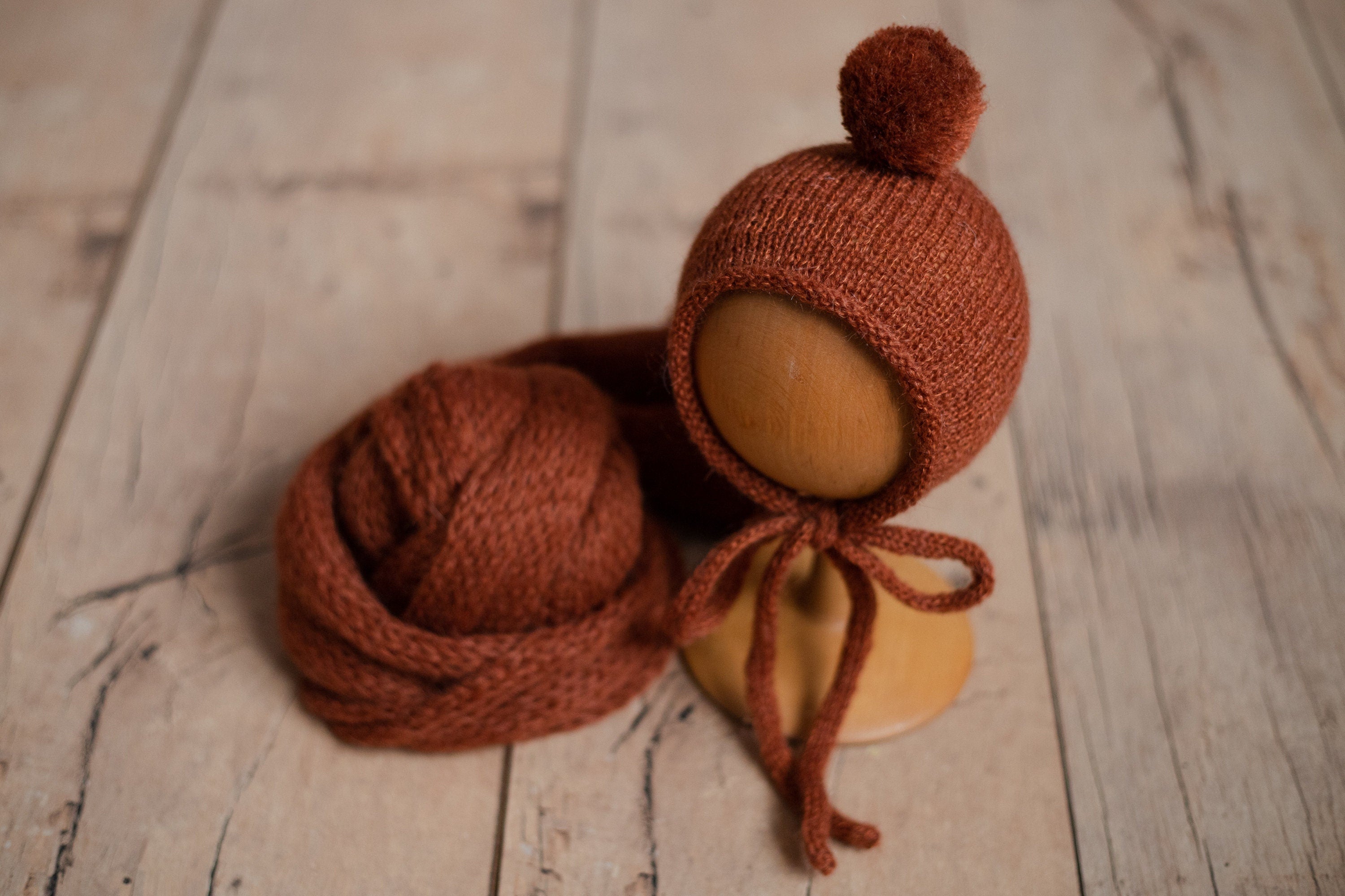 Soft mohair newborn wrap and bonnet – cozy and stretchy photo set