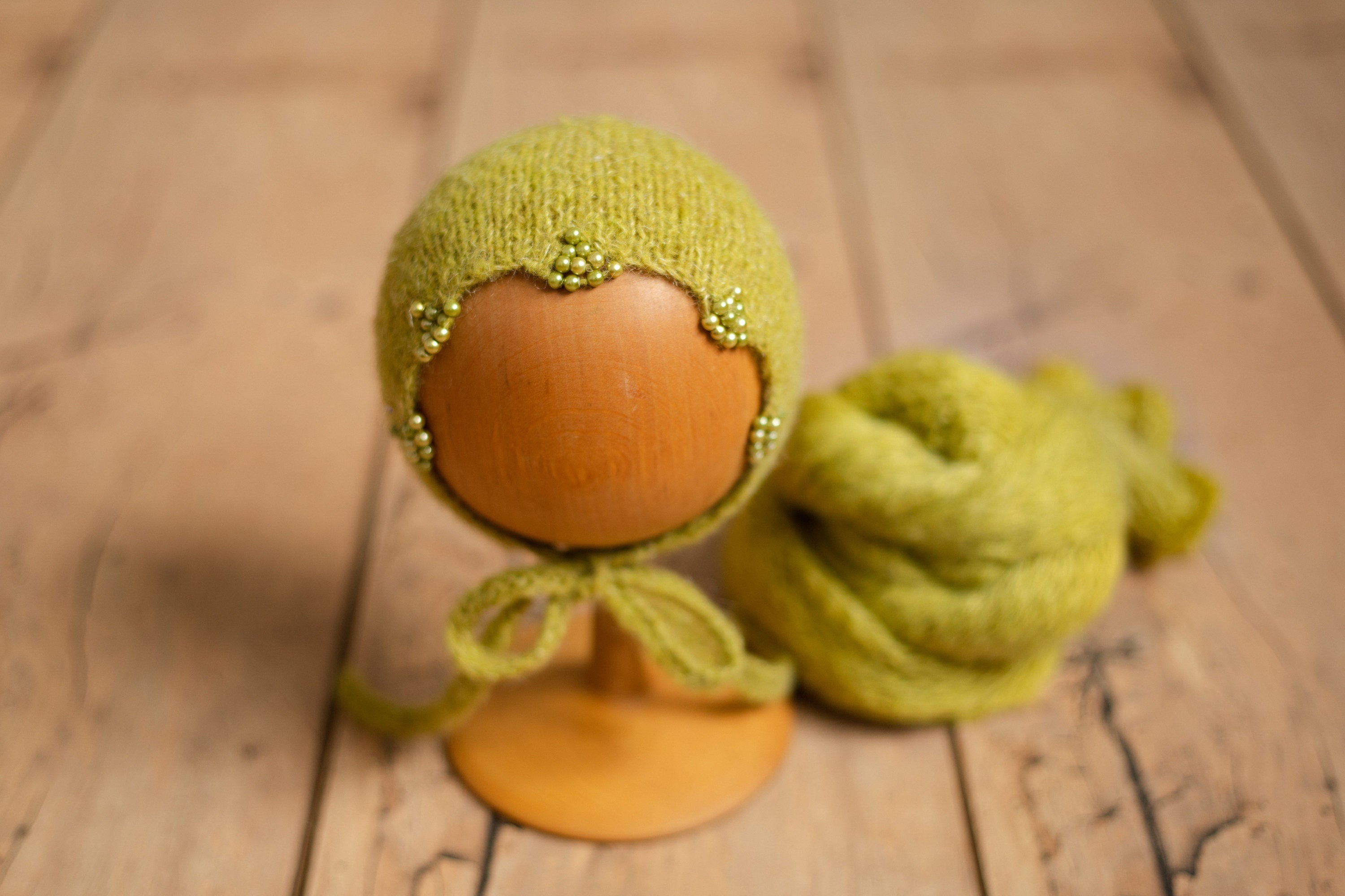 Mohair baby bonnet with matching wrap – newborn photography props