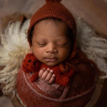 Soft mohair newborn wrap and bonnet – cozy and stretchy photo set