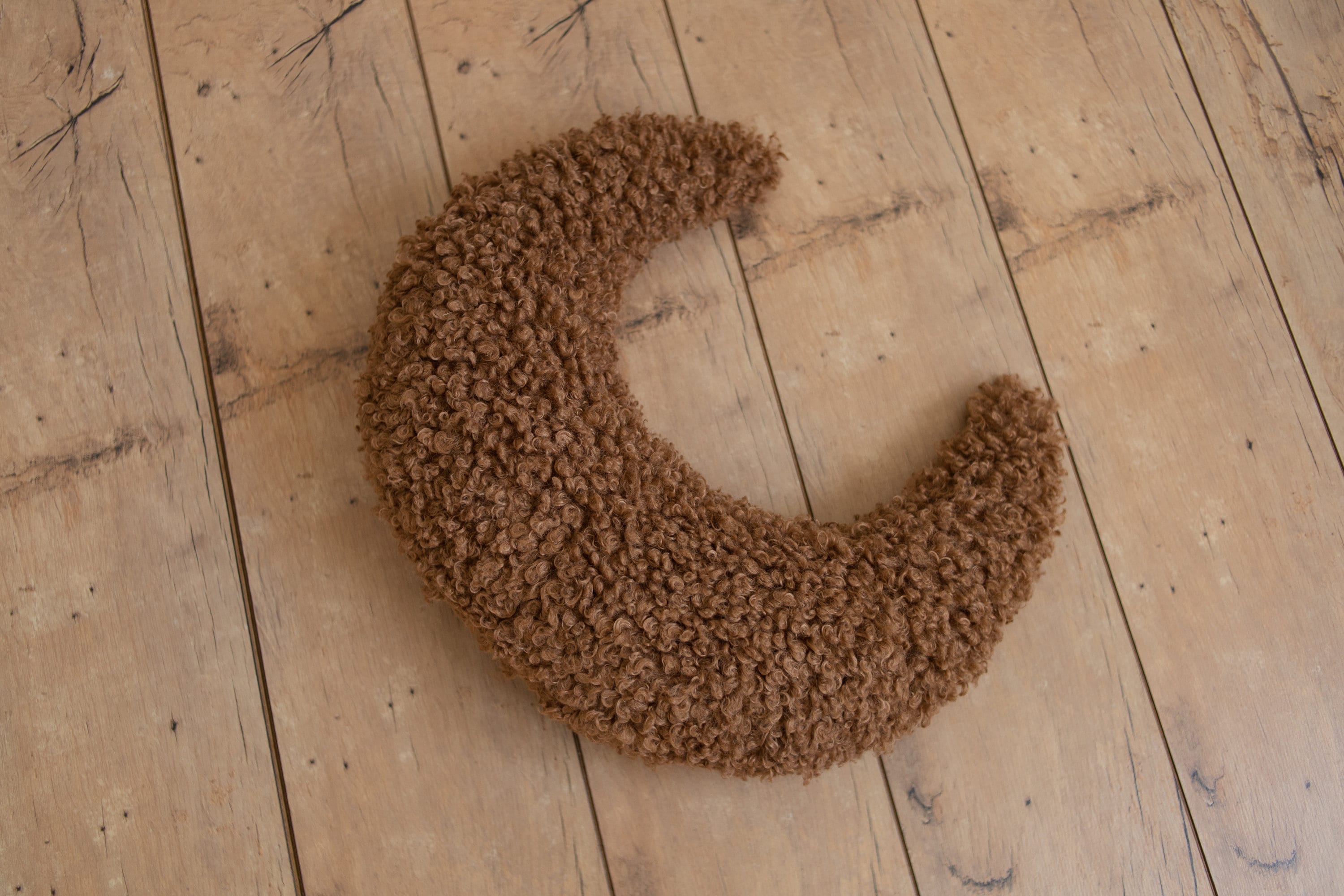 Removable Newborn Moon Pillow Props for Newborn Photography, Newborn Photography Moon Prop Set, Newborn Posing Pillow, Curly Faux Fur Fabric