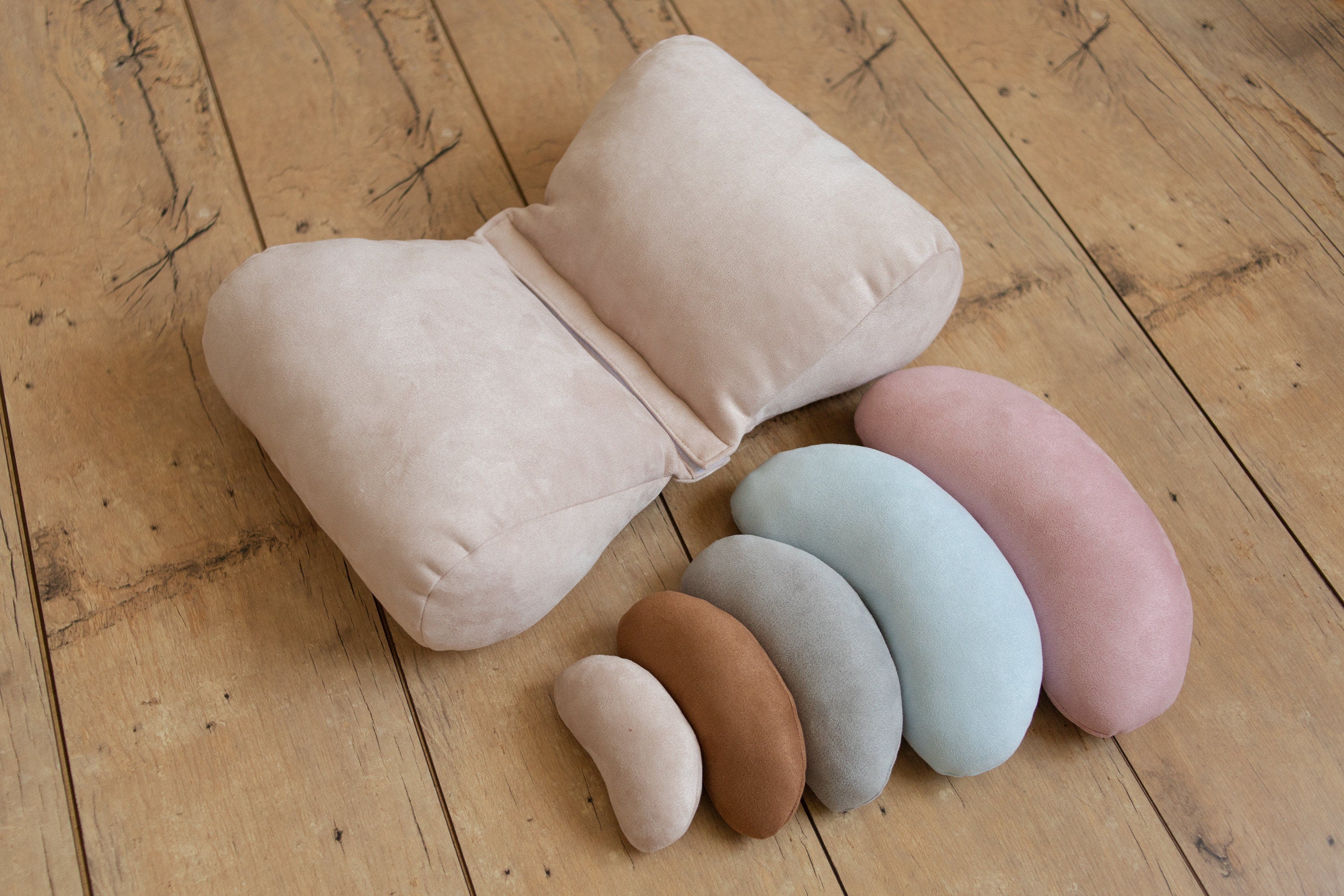 FILLED Newborn Posing Pillows Kit, Butterfly Posing Pillow Newborn, Baby Contoured Pillow, Newborn Posing Bean Bag, Newborn Photography Prop