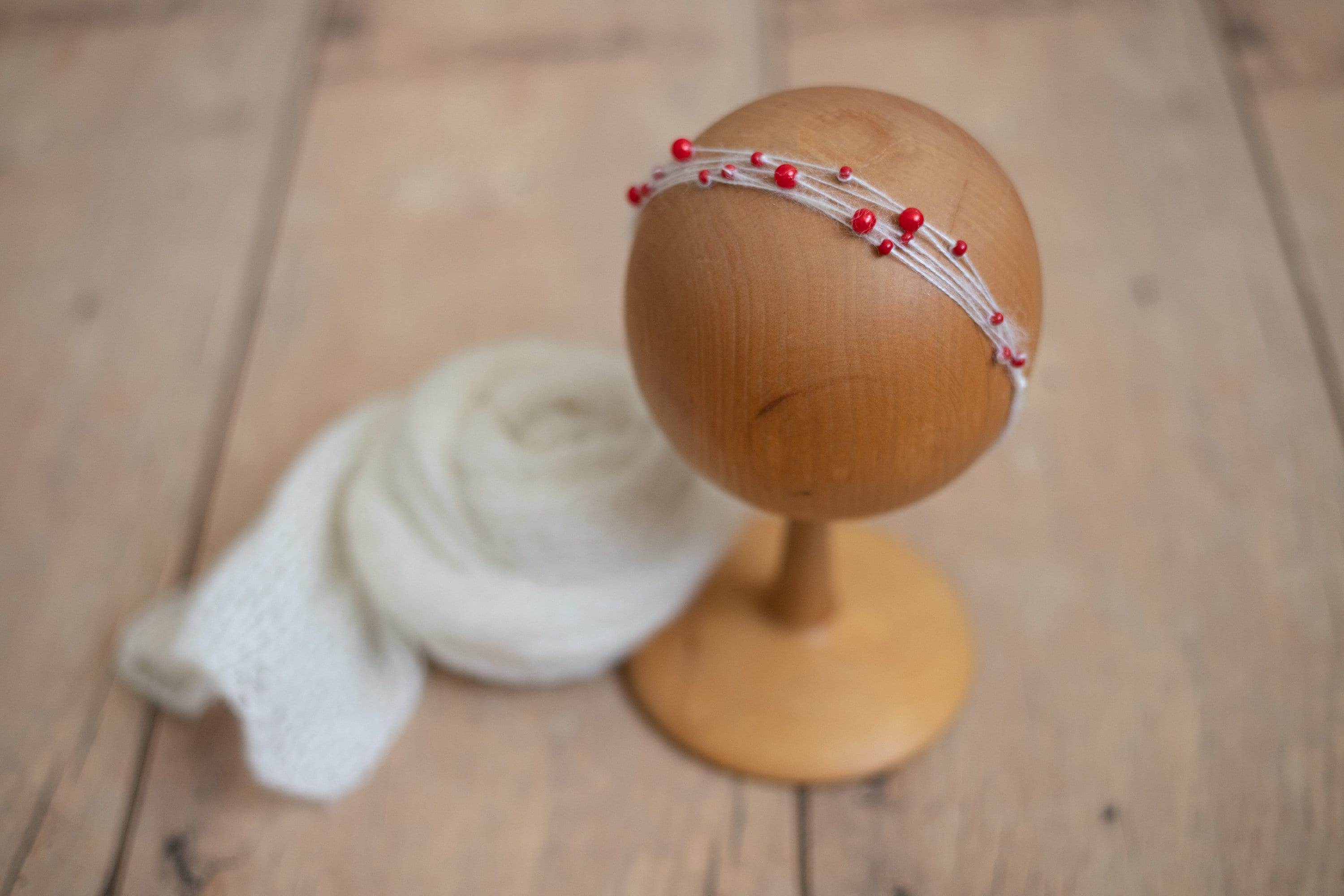 Newborn Beaded Headband Girl, Newborn Headband for Photography, Newborn Tieback, Newborn girl headband with pearl, Newborn photography prop