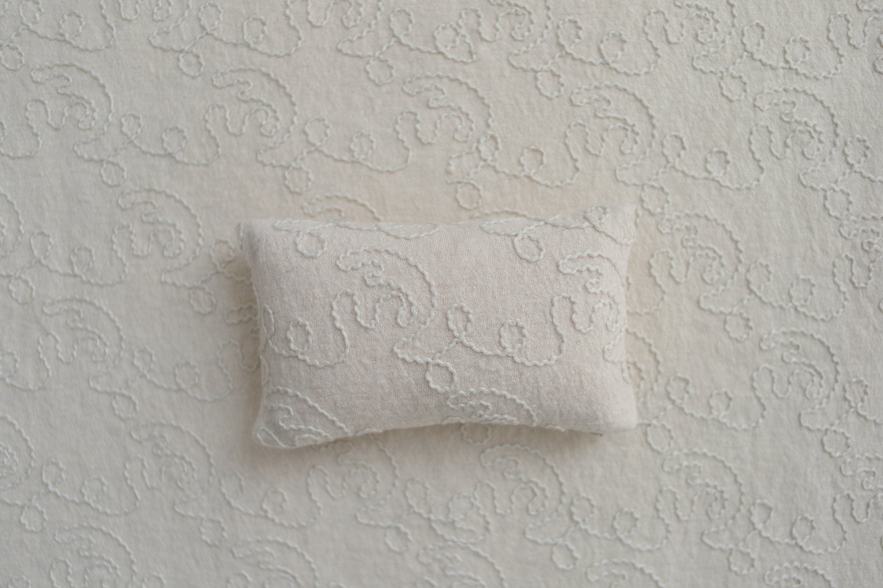 White Newborn Fabric Backdrop, Newborn Posing Pillow, Newborn Posing Fabric Backdrop, Newborn Props for Photography, Newborn Backdrop Fabric