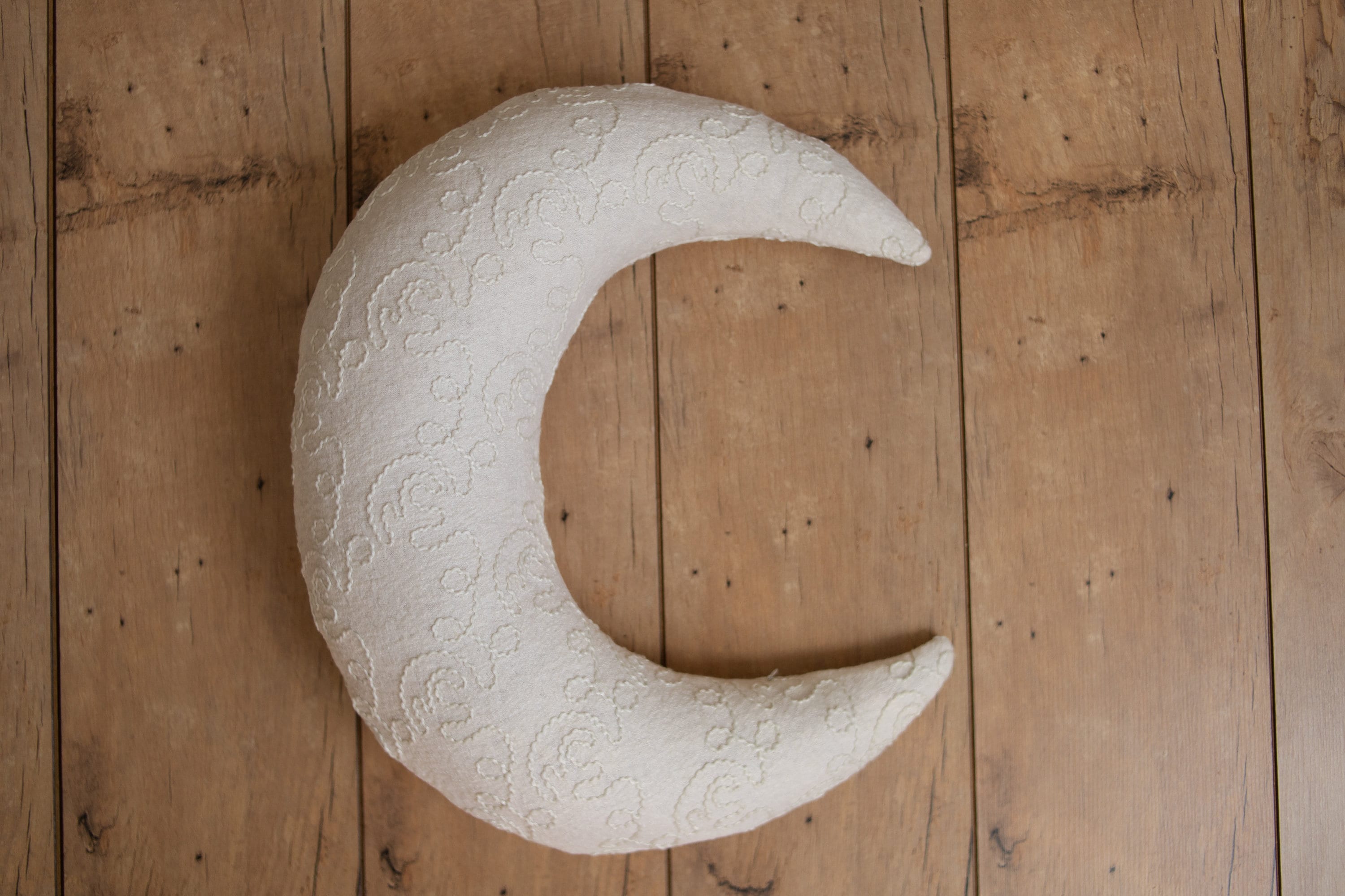 White Newborn Fabric Backdrop, Newborn Posing Pillow, Newborn Posing Fabric Backdrop, Newborn Props for Photography, Newborn Backdrop Fabric