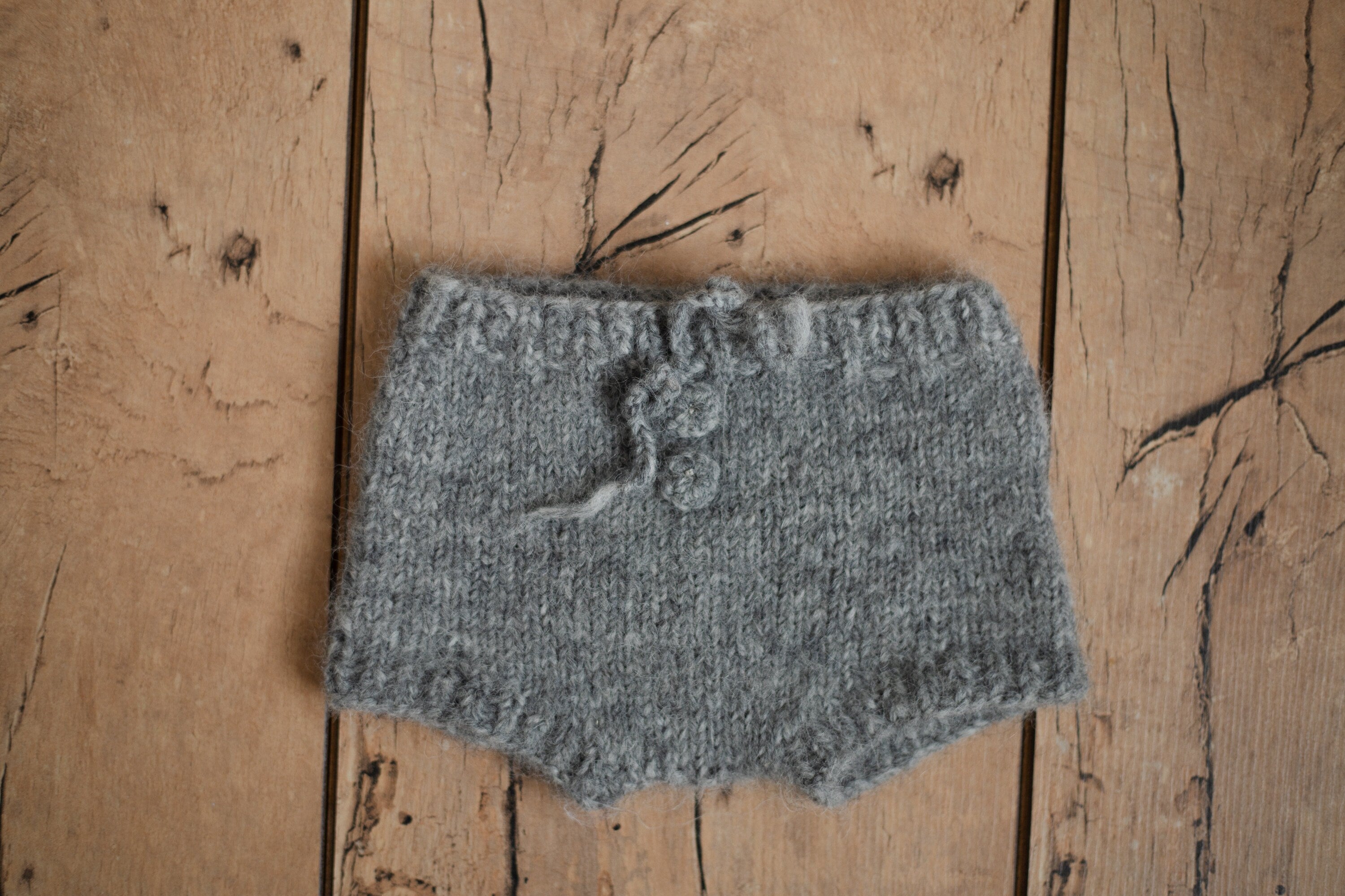 Baby Knit Outfit Embroidered, Newborn coming home outfit for Girl, Hand Embroidered Knit Romper, Cardigan Set Baby Outfit, Newborn Knit Prop